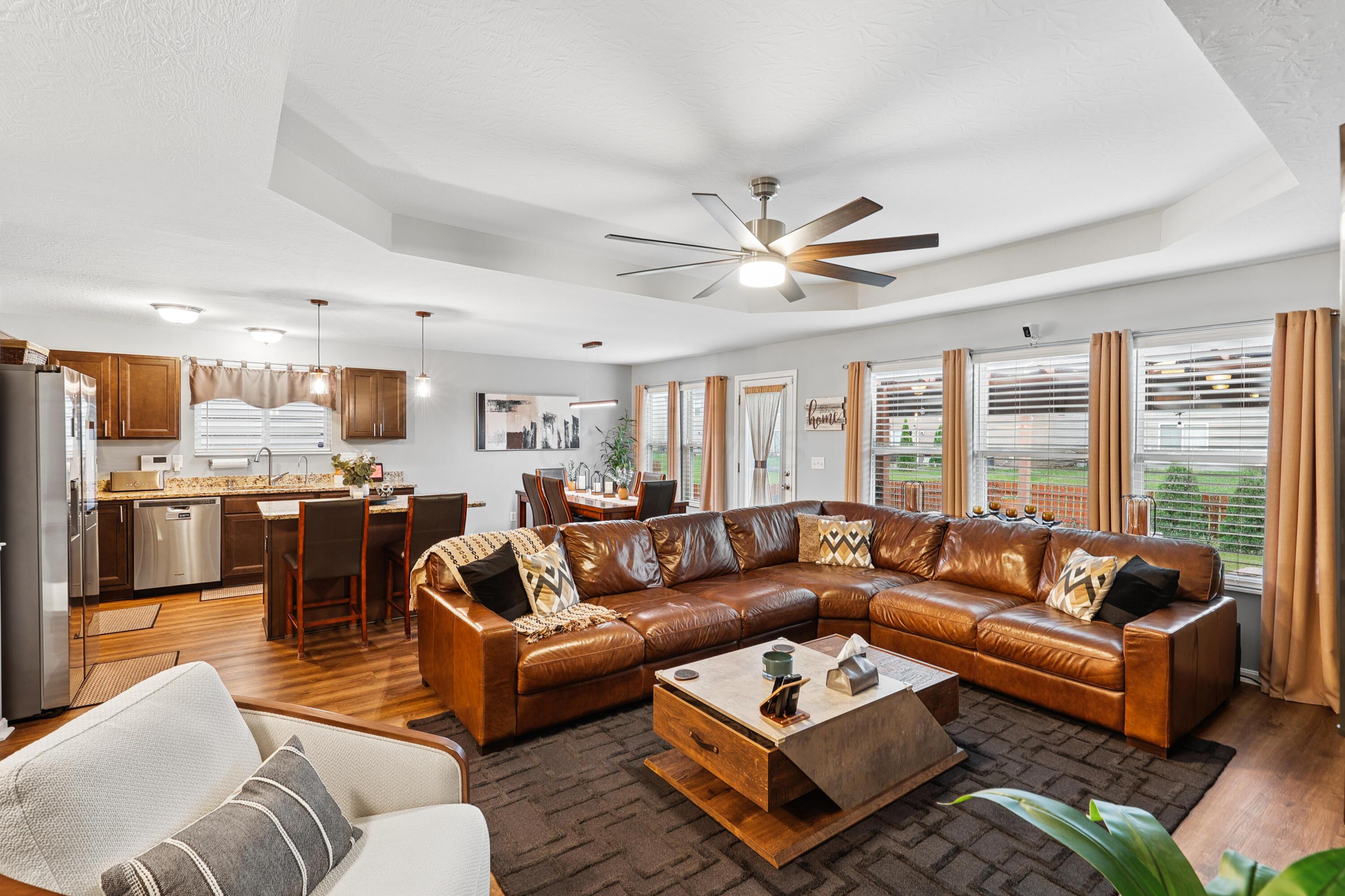 7481 Winding Path Court Property Photo 10