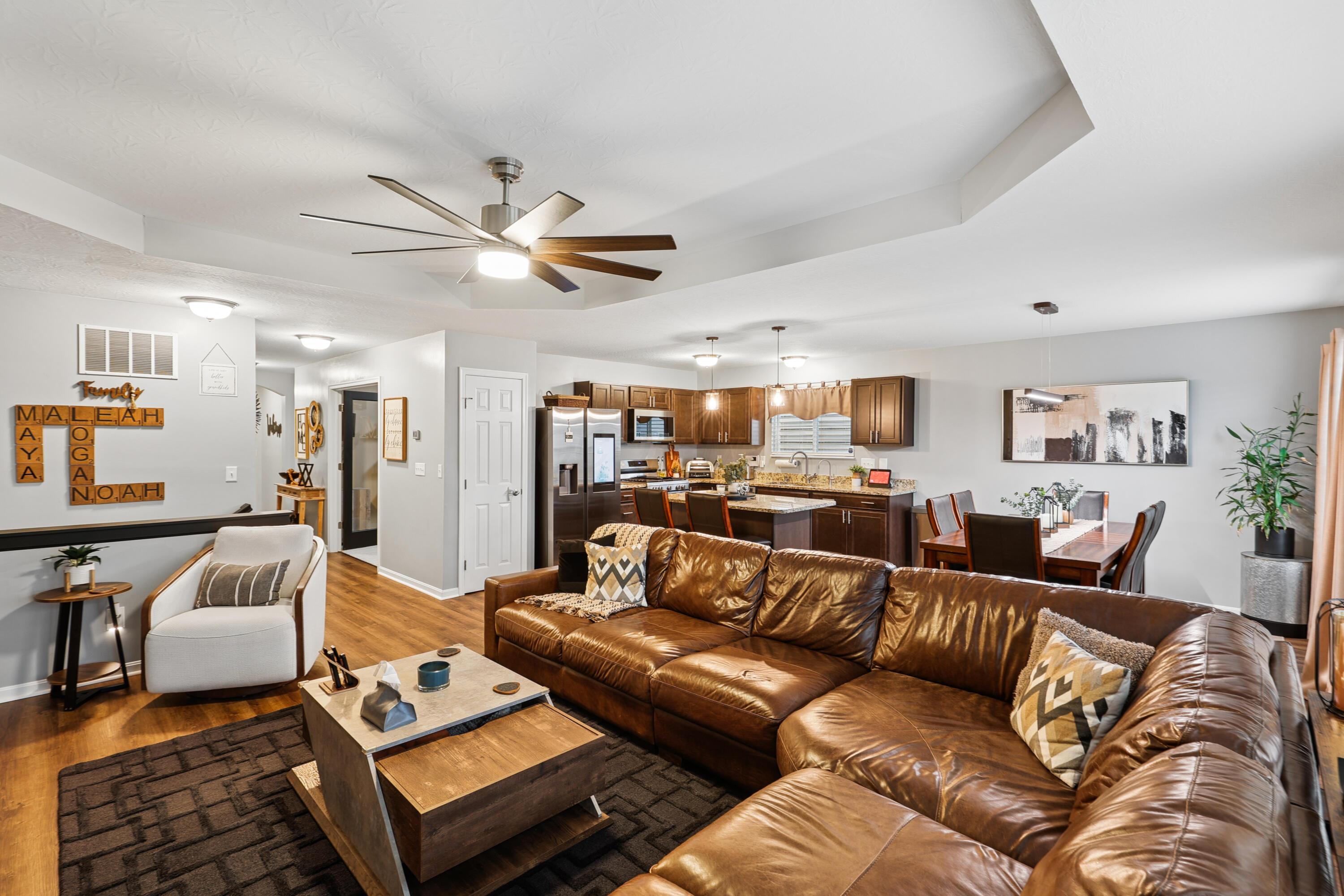 7481 Winding Path Court Property Photo 11