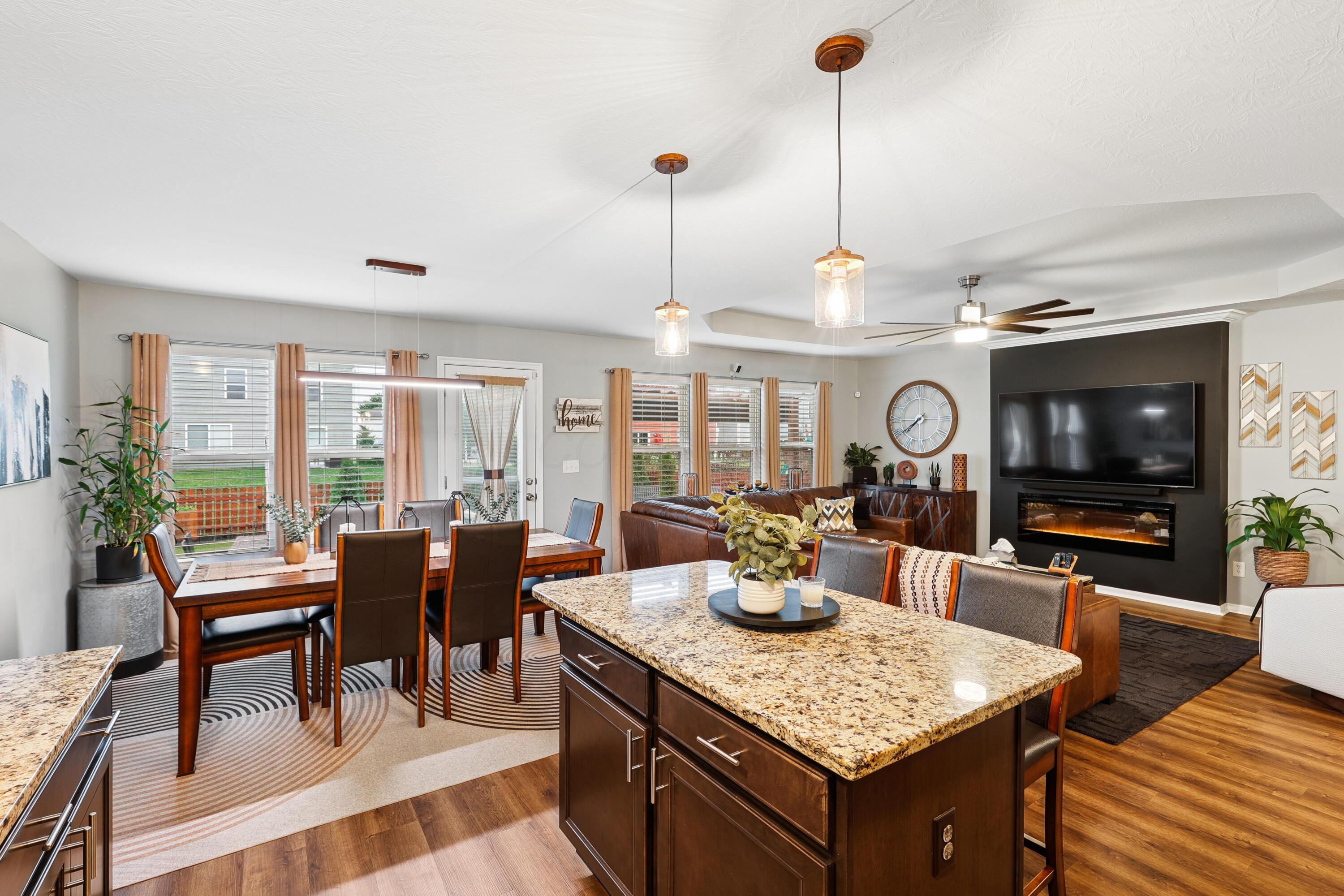 7481 Winding Path Court Property Photo 15