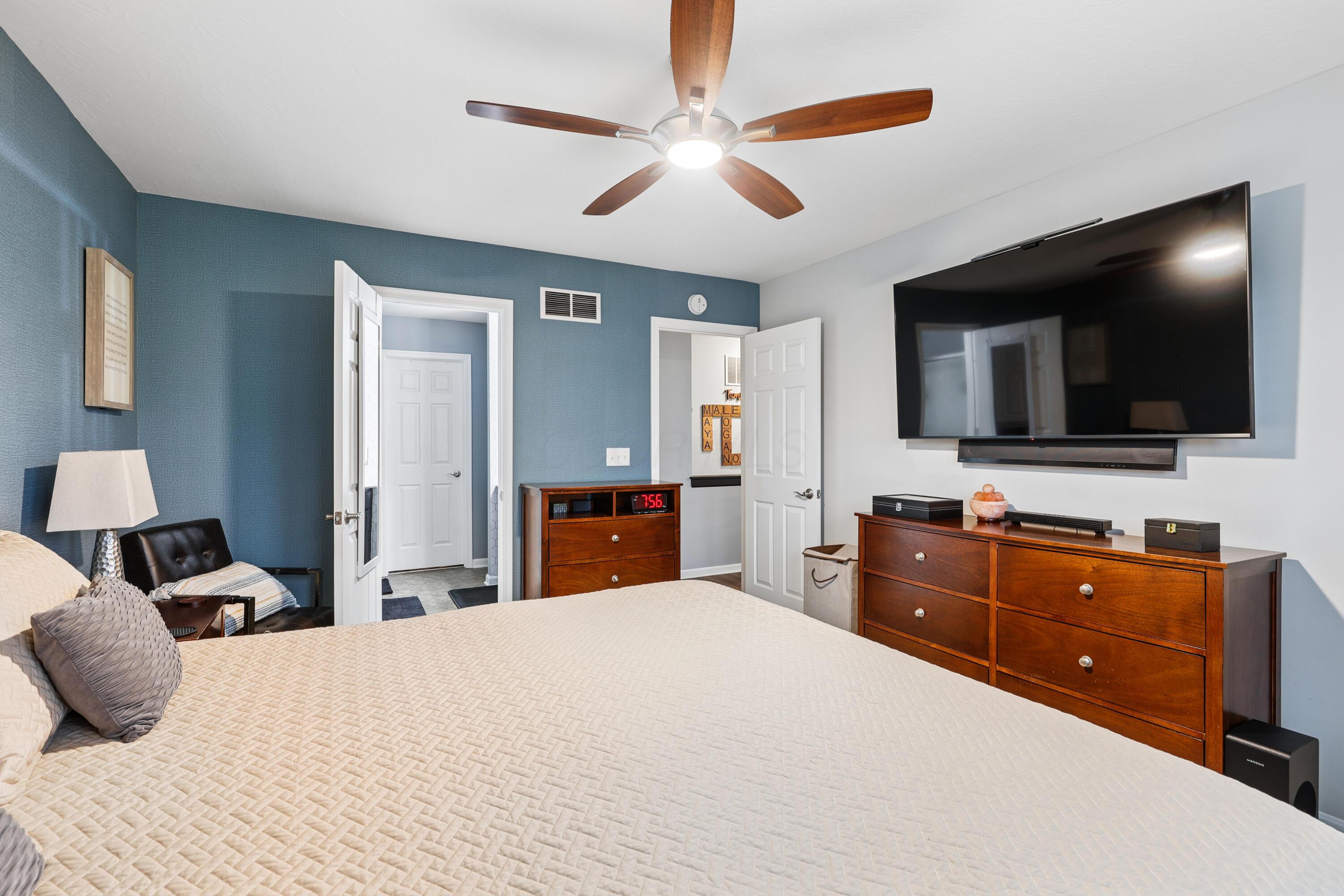 7481 Winding Path Court Property Photo 27