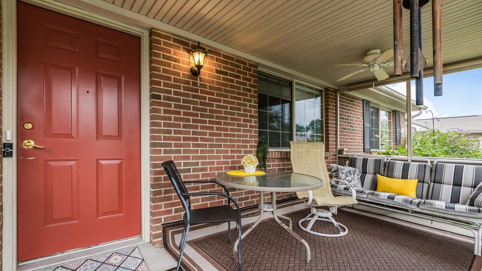 643 Kensington Drive Property Photo 6