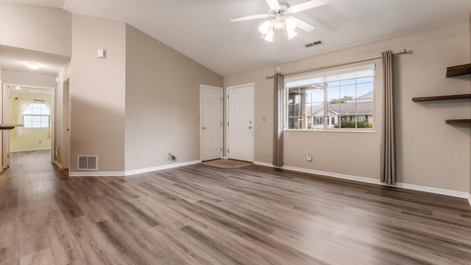 643 Kensington Drive Property Photo 10