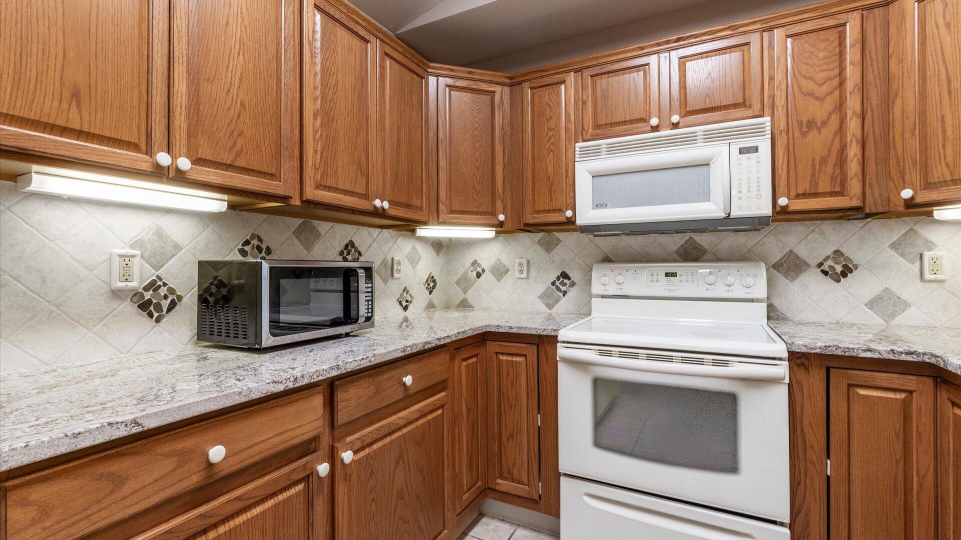 643 Kensington Drive Property Photo 18