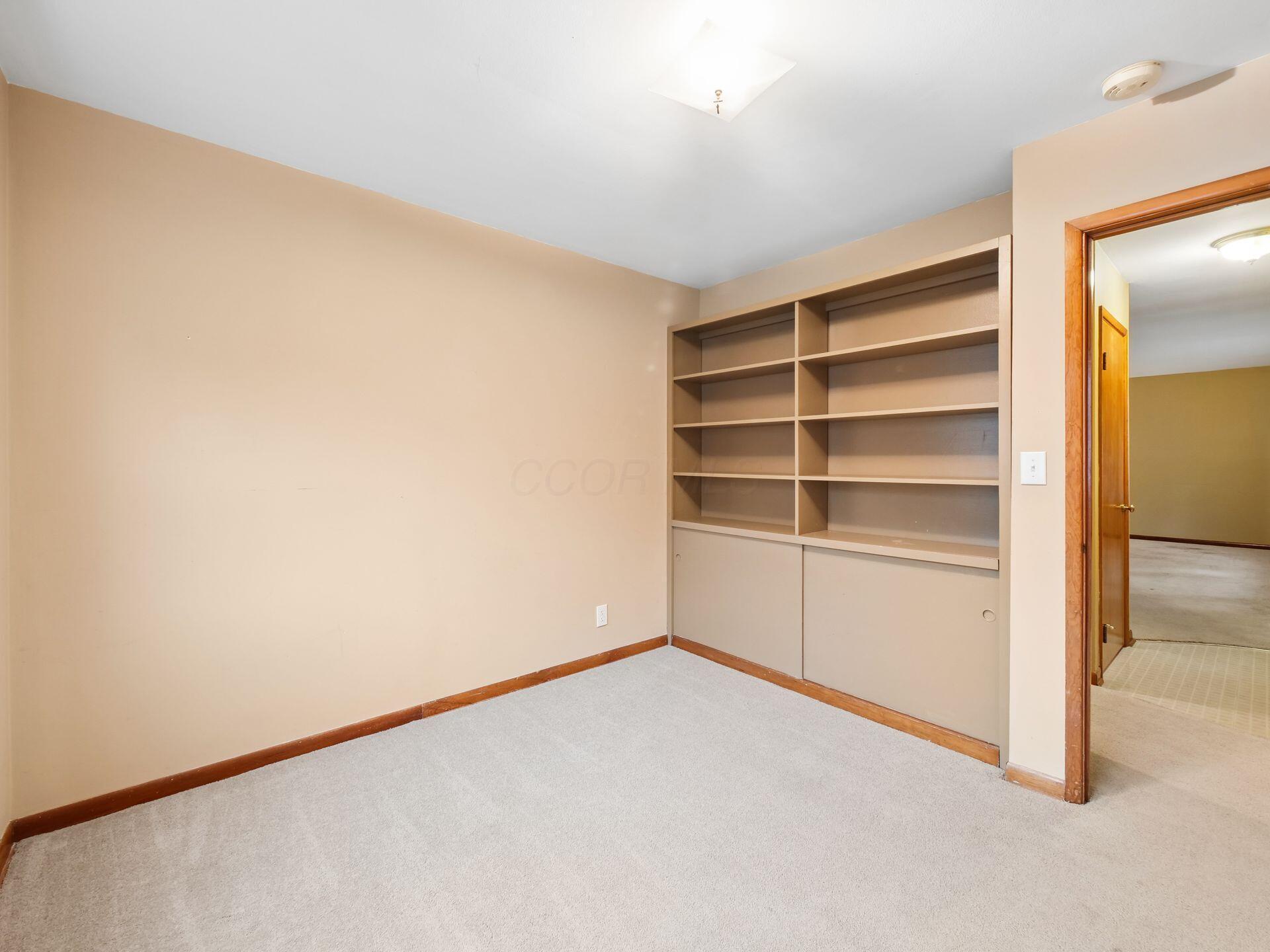 2433 Fishinger Road Property Photo 34