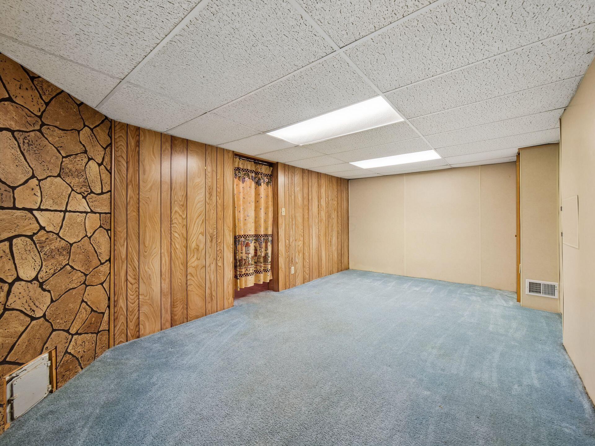 2433 Fishinger Road Property Photo 40