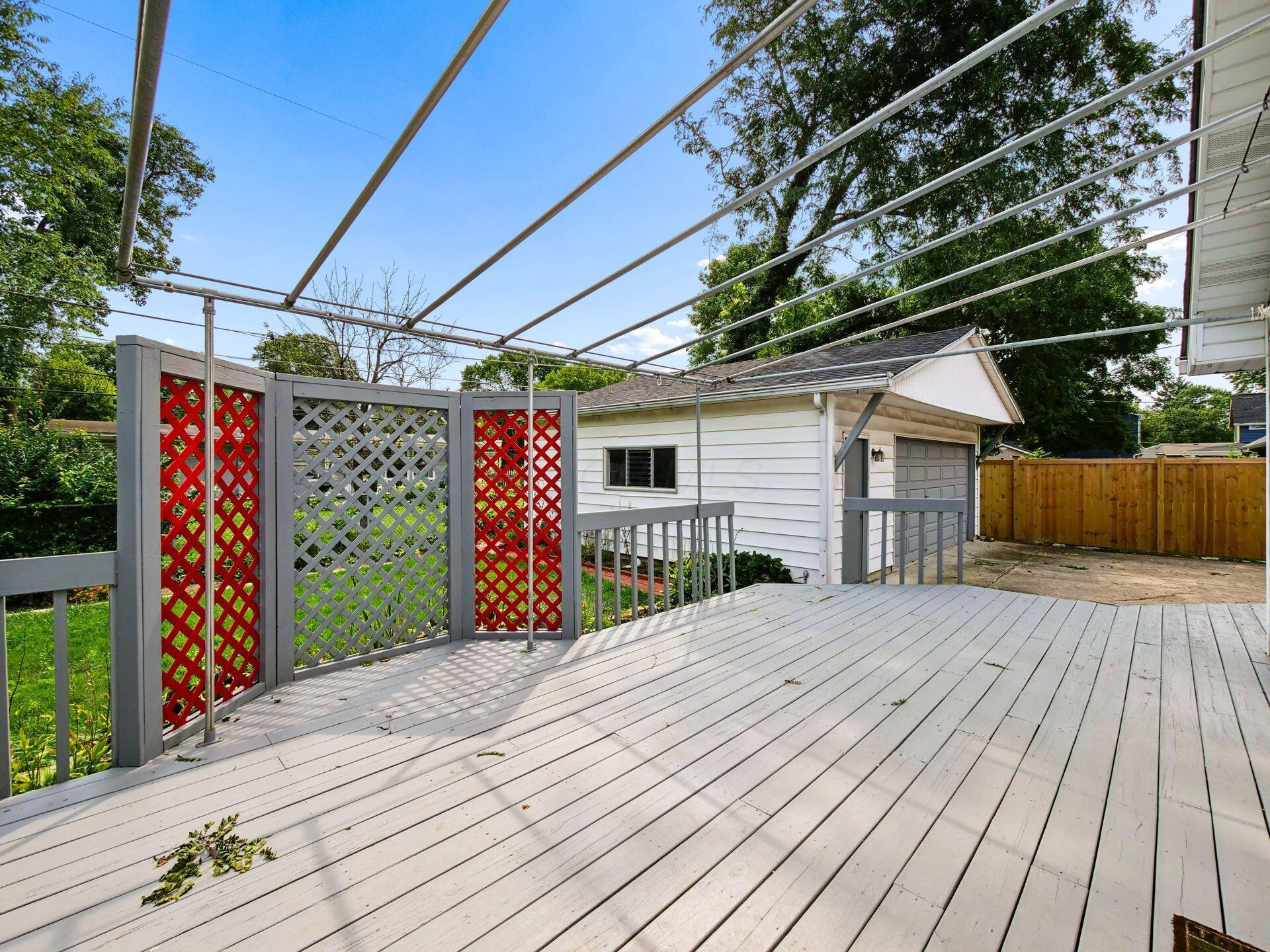 2433 Fishinger Road Property Photo 56