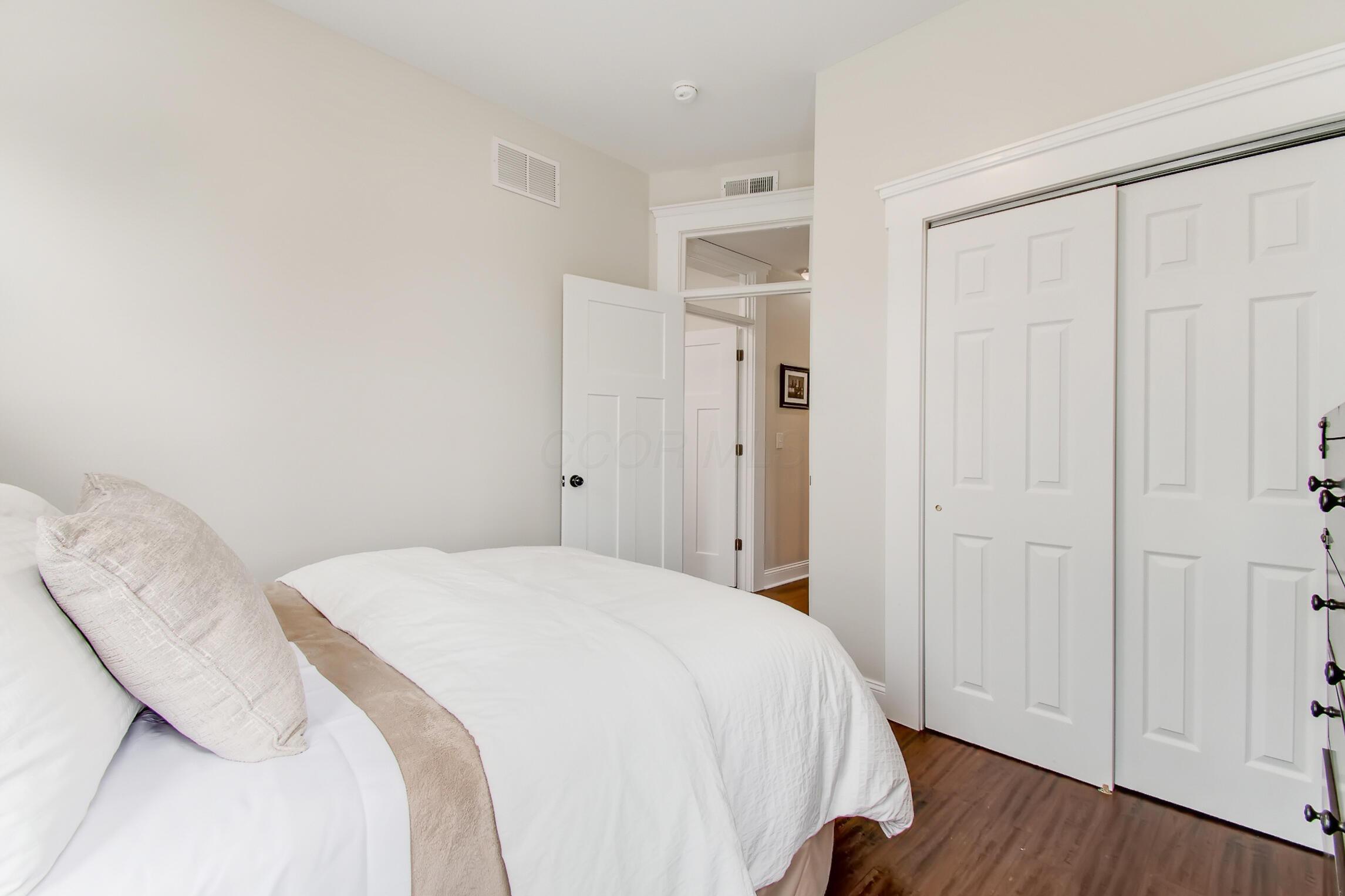 1275 E Long Street Property Photo 14