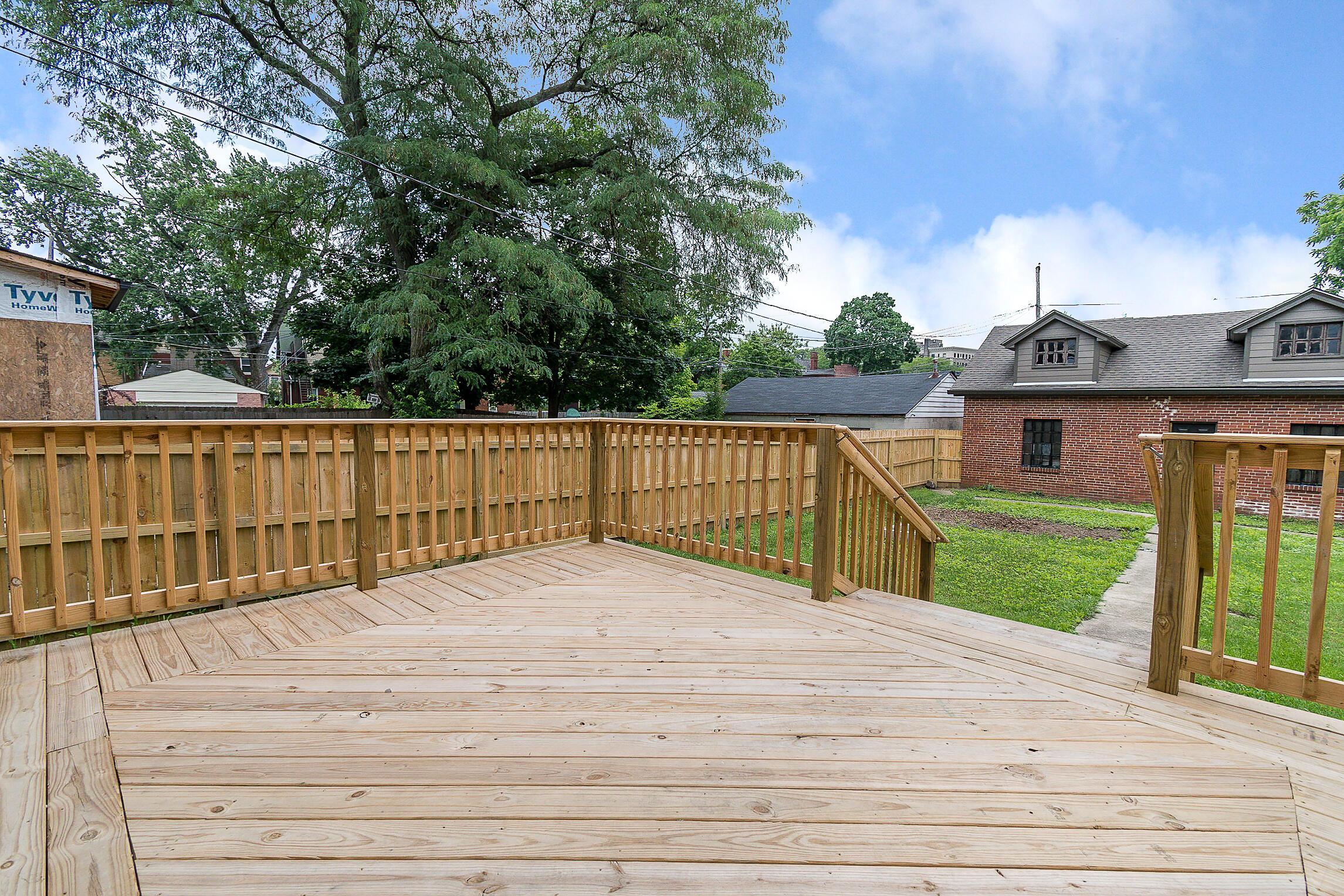 1275 E Long Street Property Photo 44