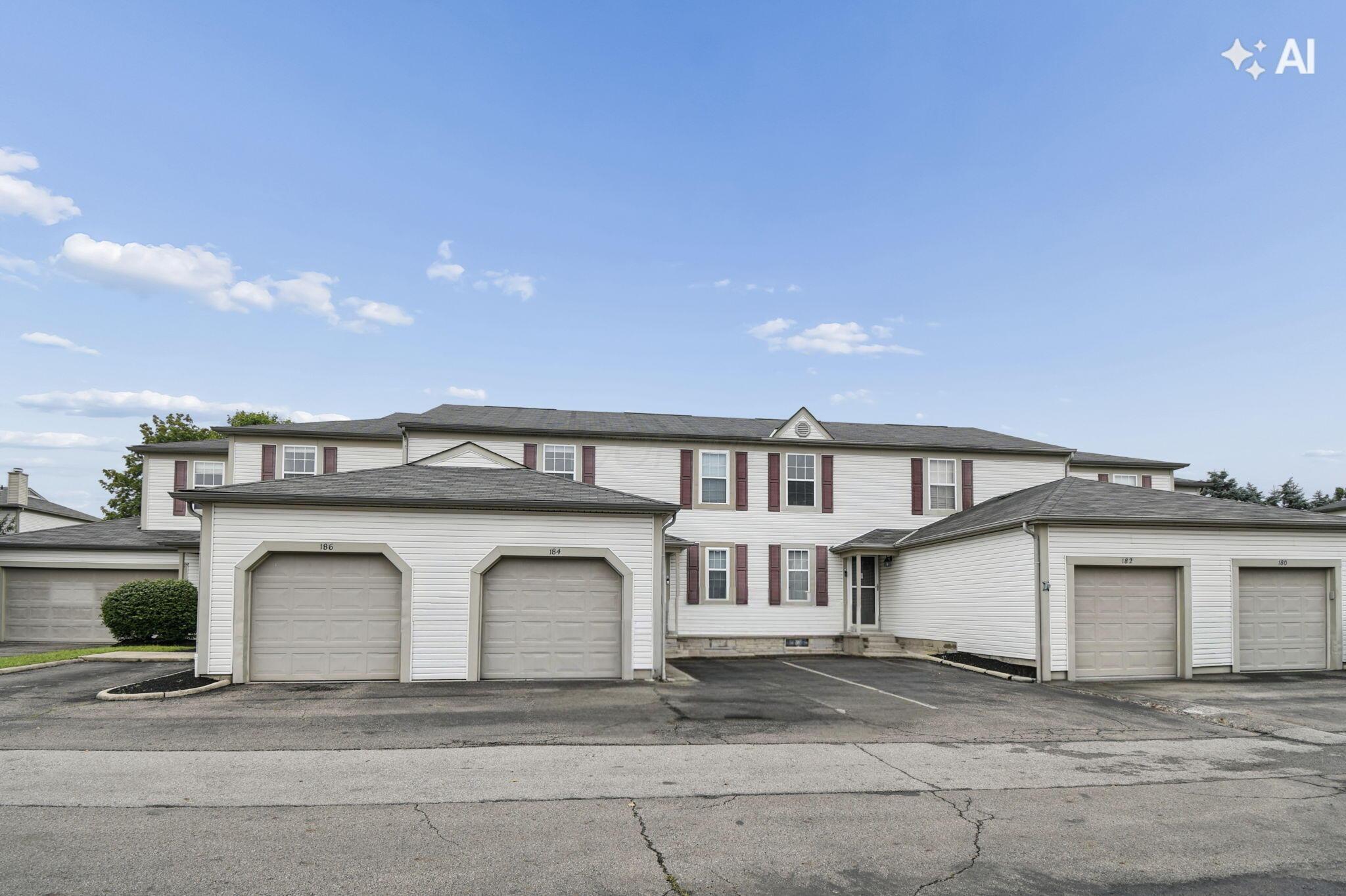 186 Macfalls Way, 17b Property Photo 1