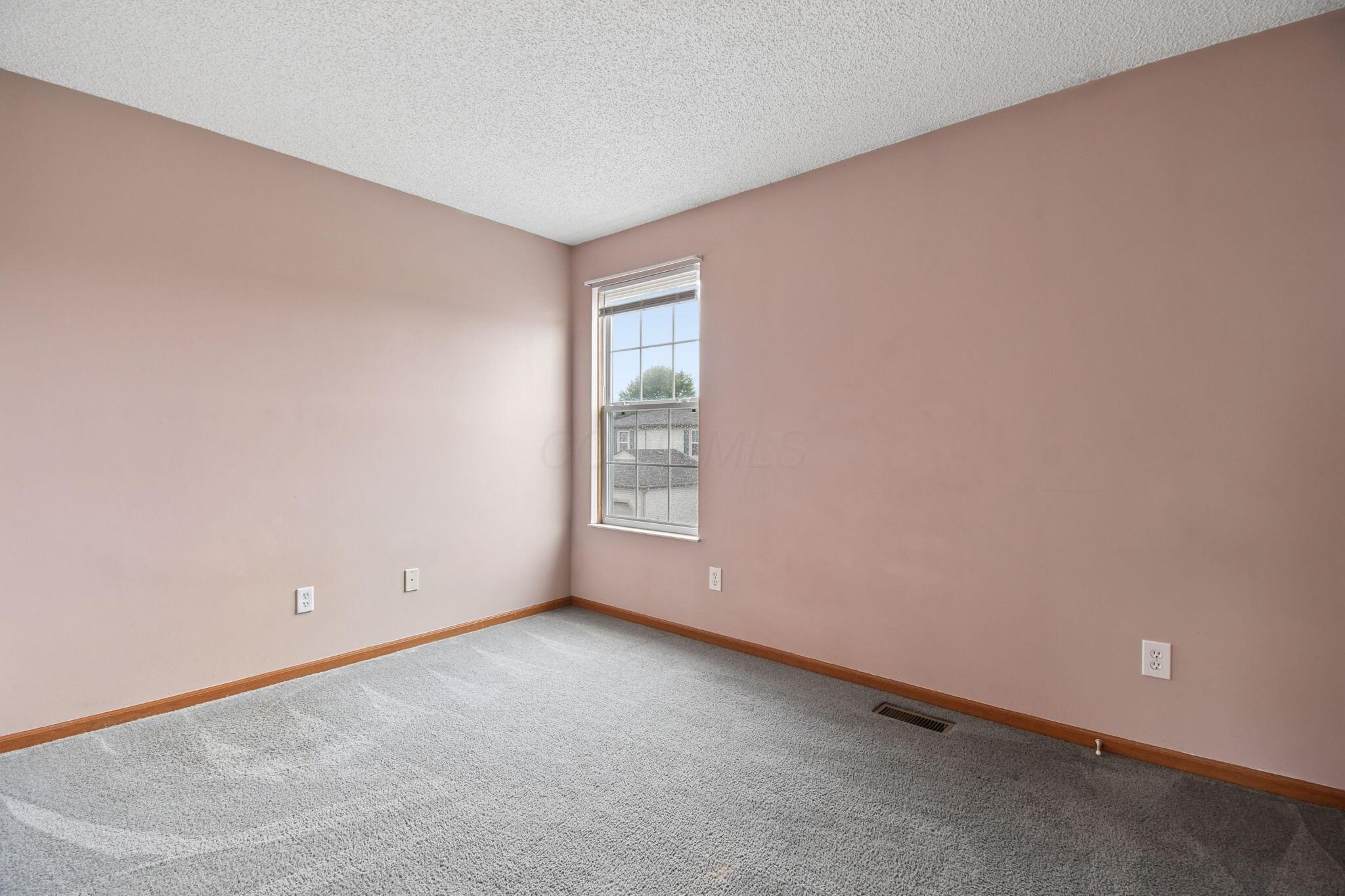 186 Macfalls Way, 17b Property Photo 11