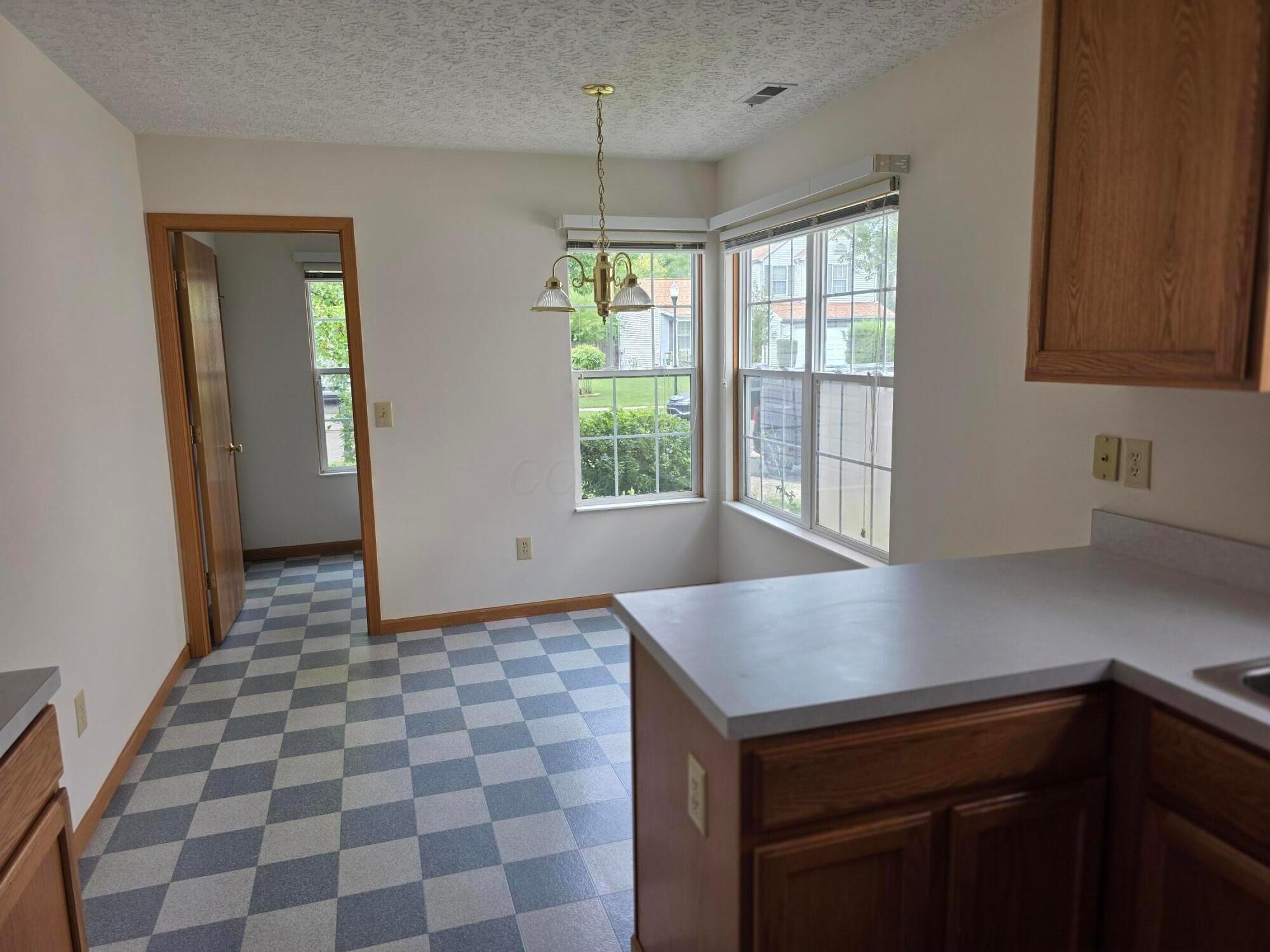 2049 Margo Road Property Photo 6