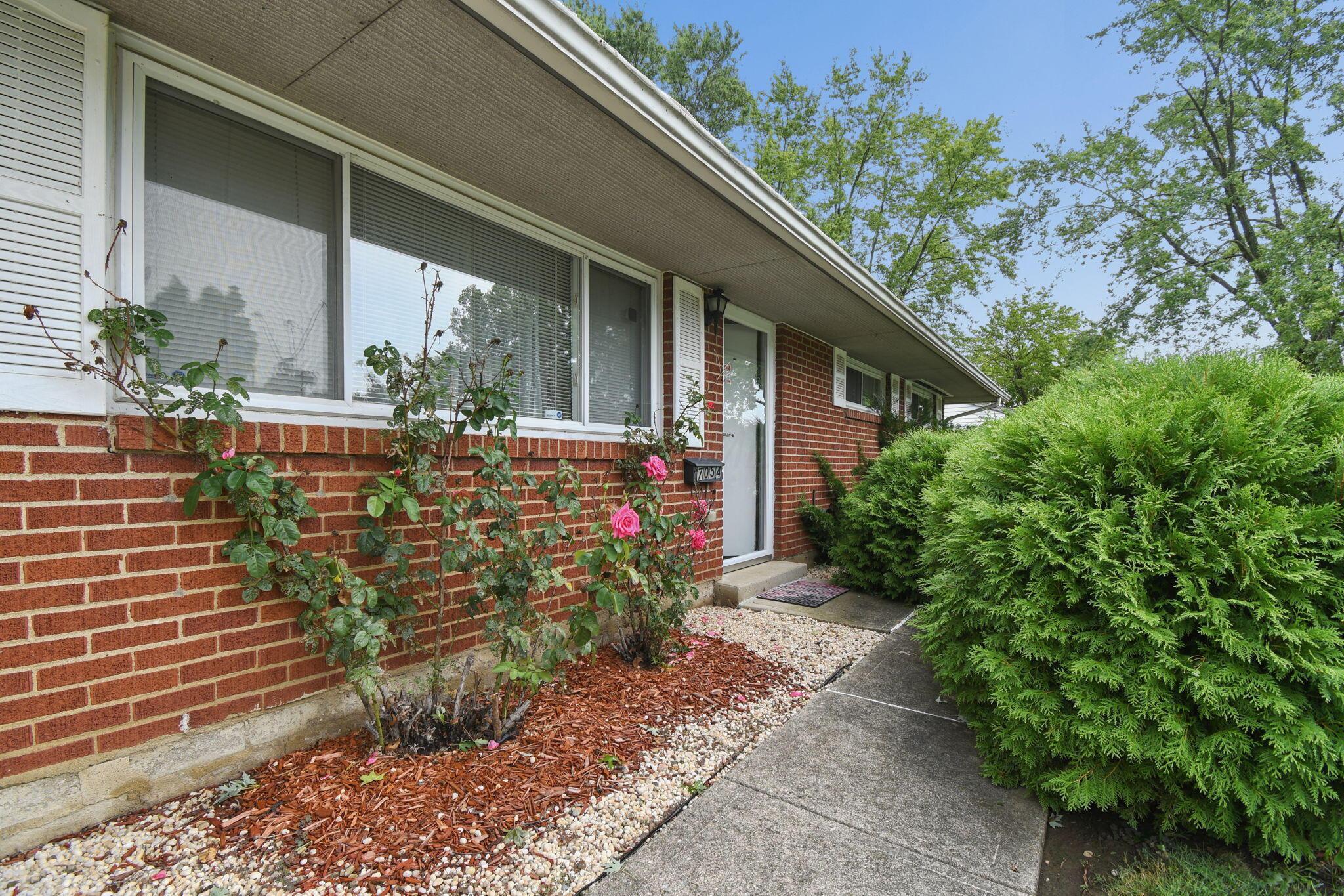 7054 Shaulis Drive Property Photo 4