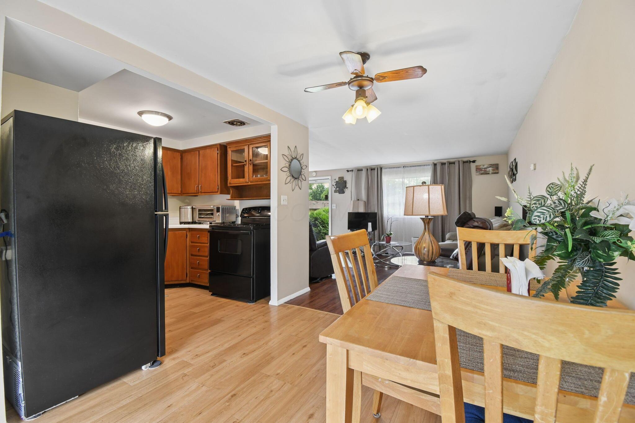 7054 Shaulis Drive Property Photo 8