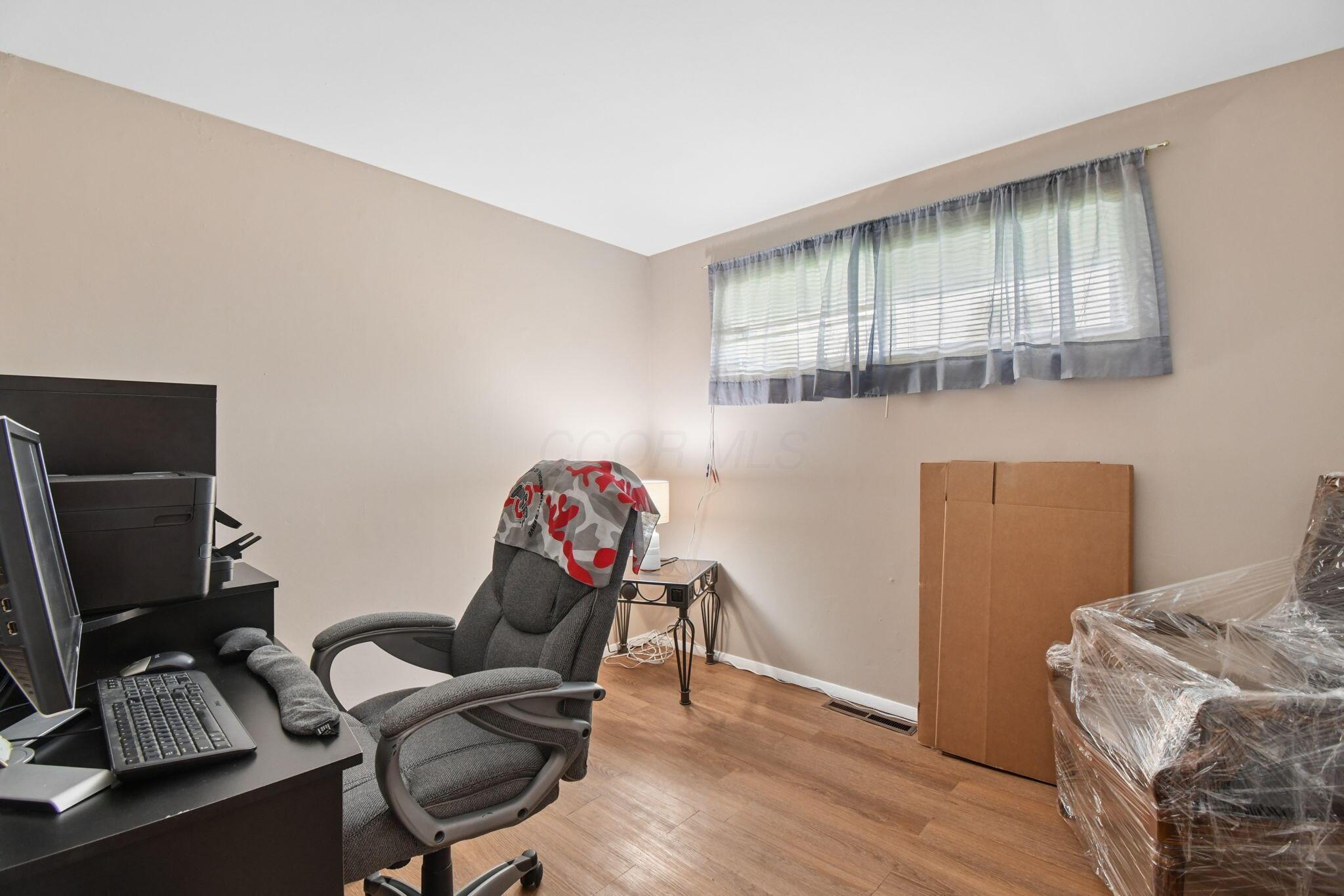 7054 Shaulis Drive Property Photo 17