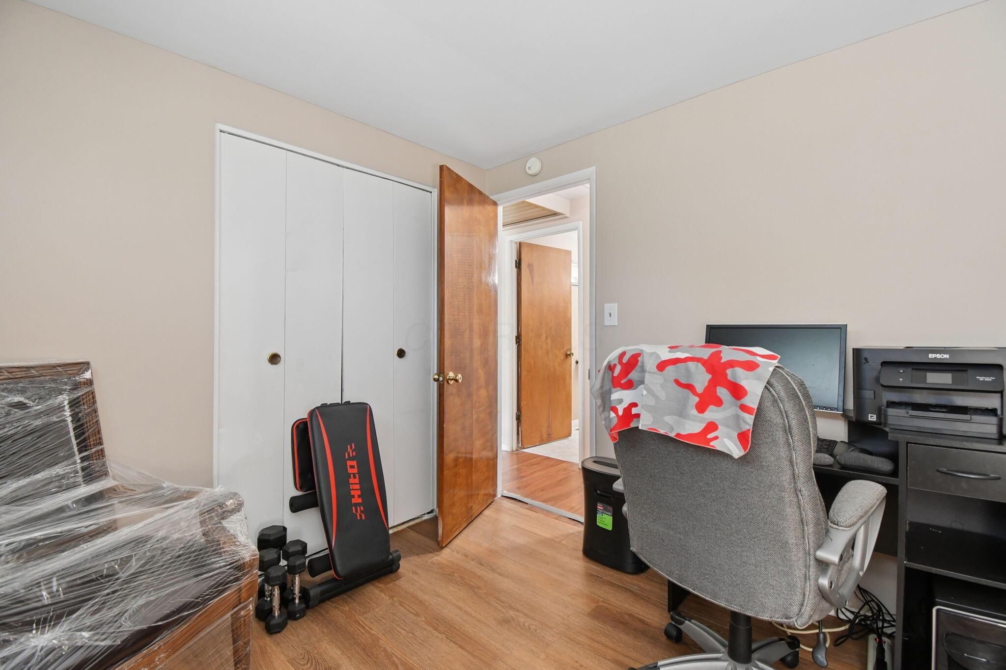 7054 Shaulis Drive Property Photo 18
