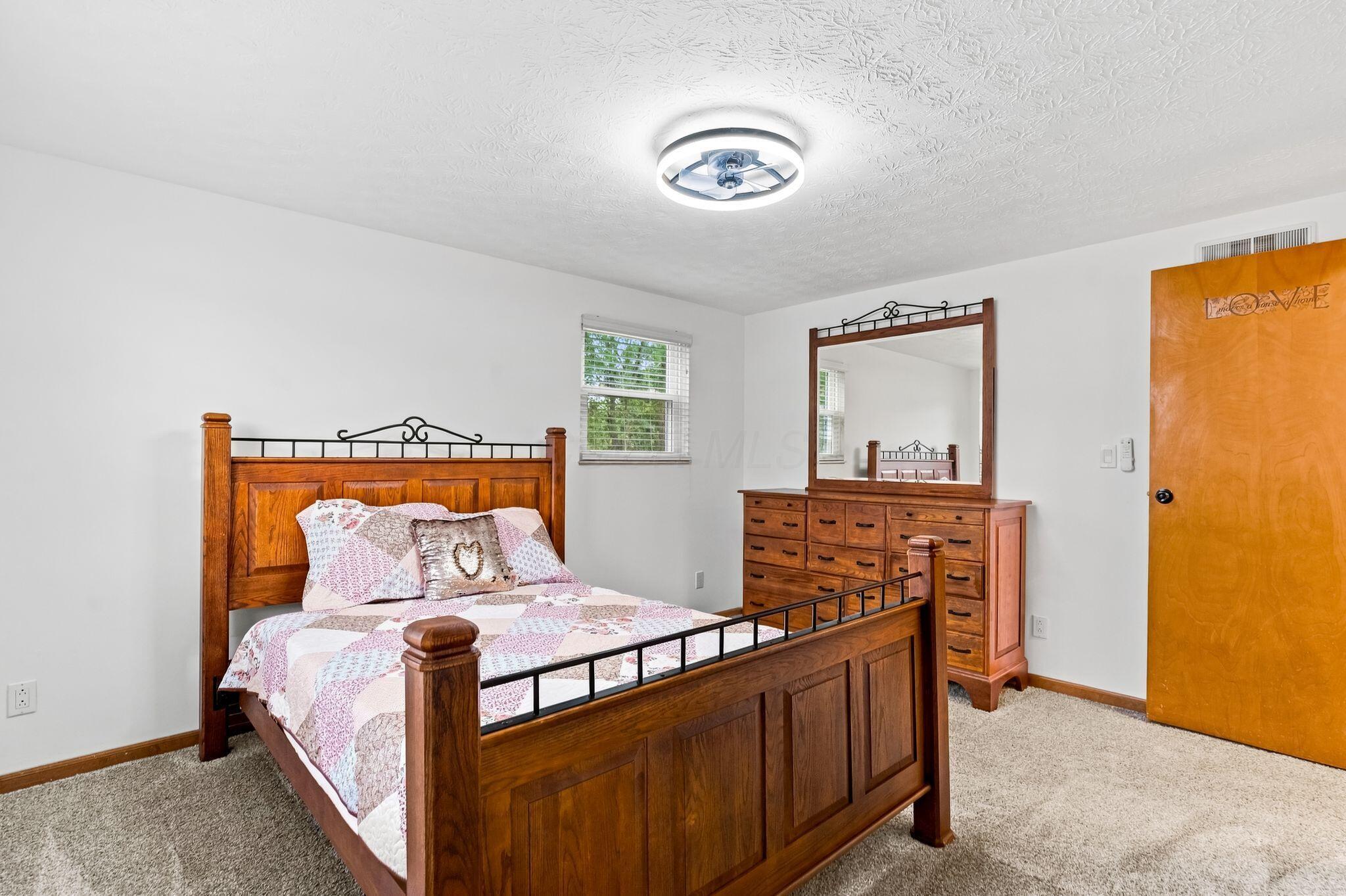 5723 Greendale Drive Property Photo 17