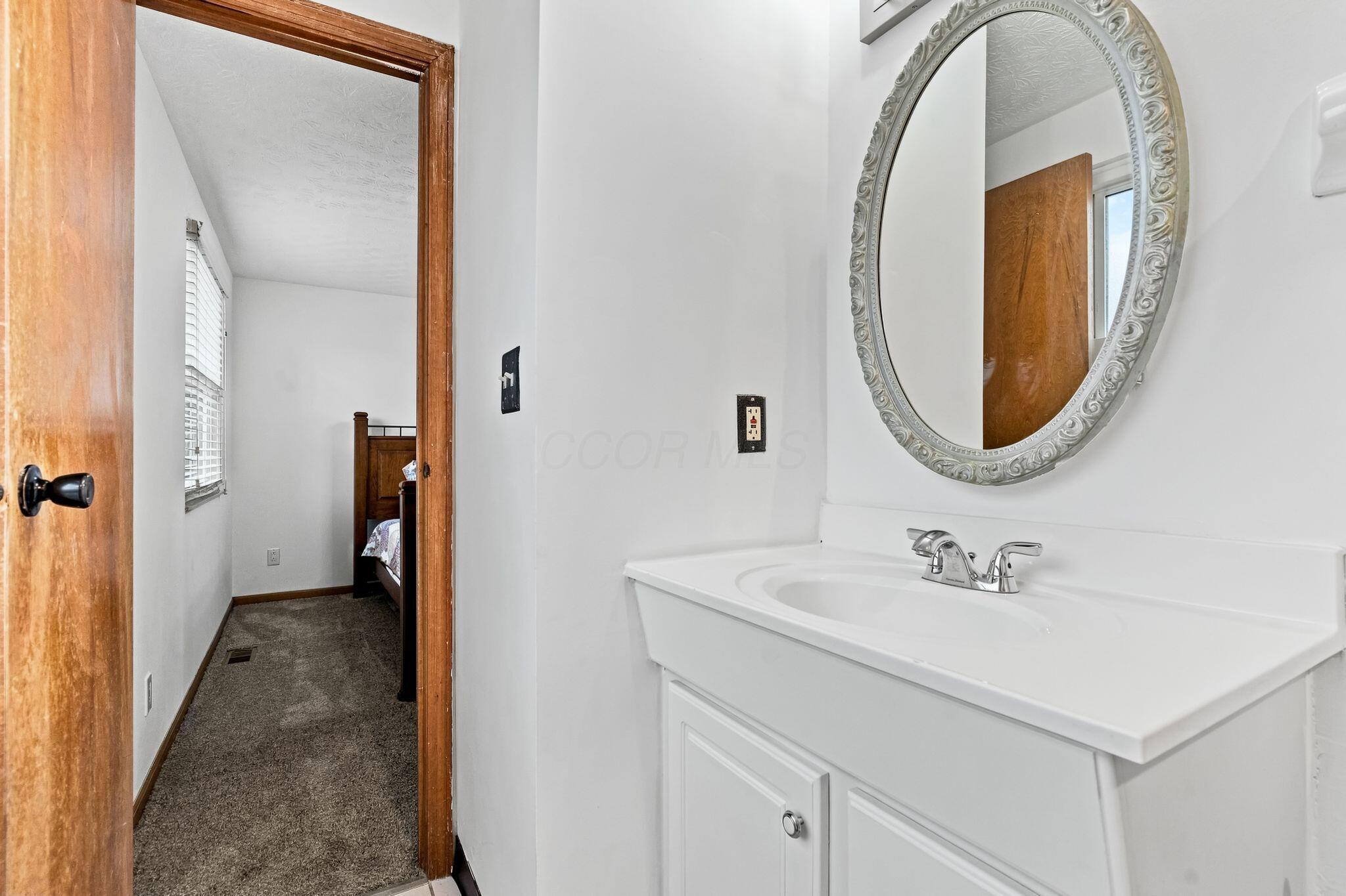 5723 Greendale Drive Property Photo 19
