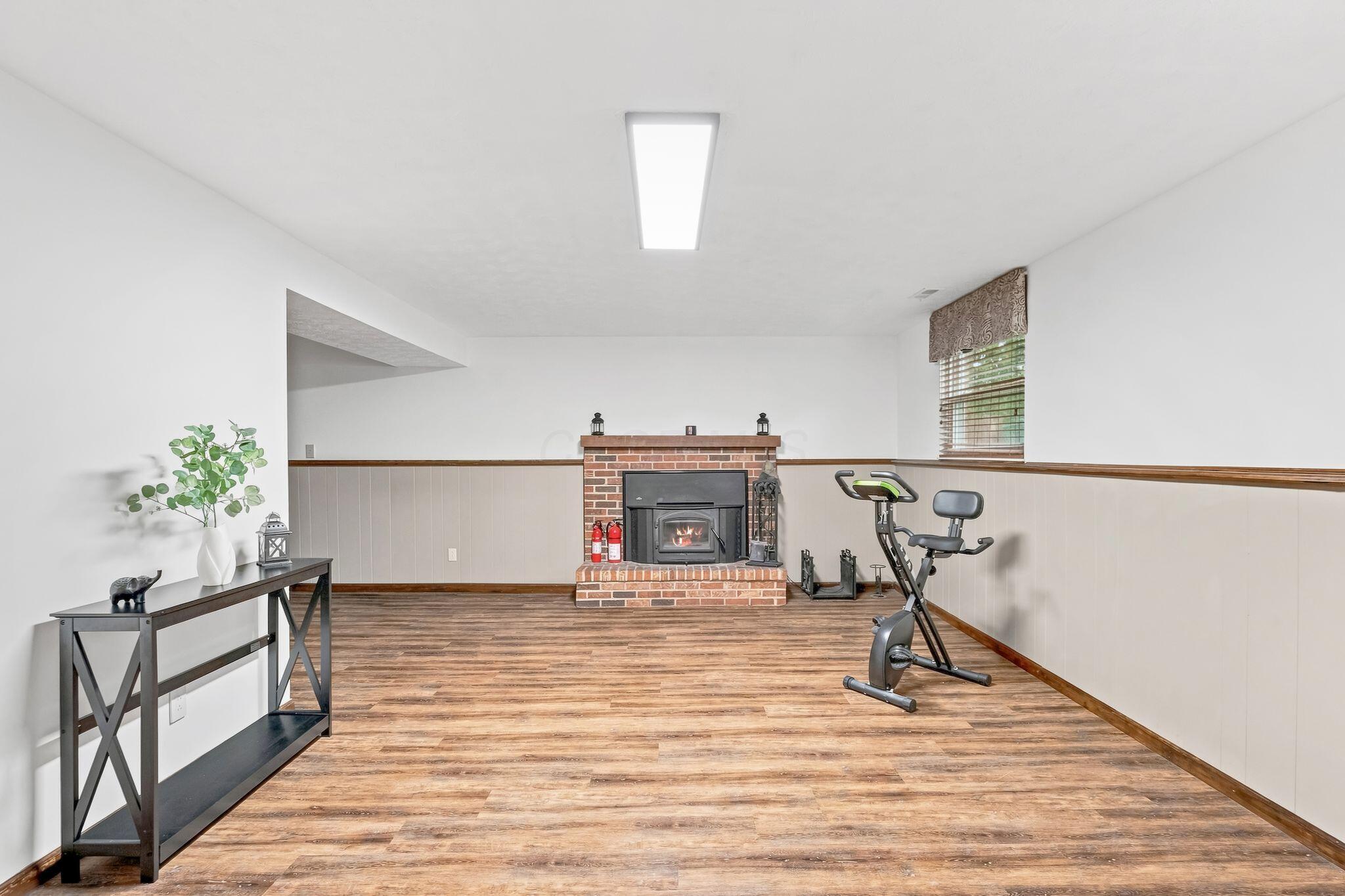 5723 Greendale Drive Property Photo 28