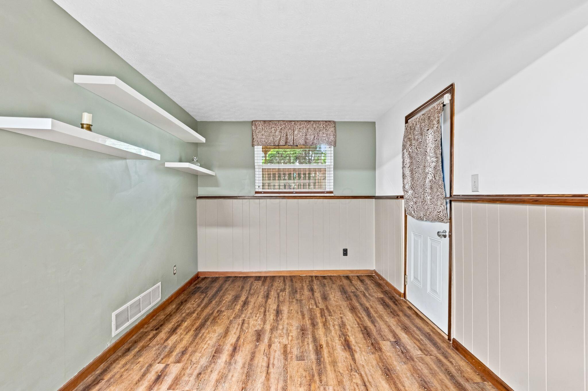 5723 Greendale Drive Property Photo 34