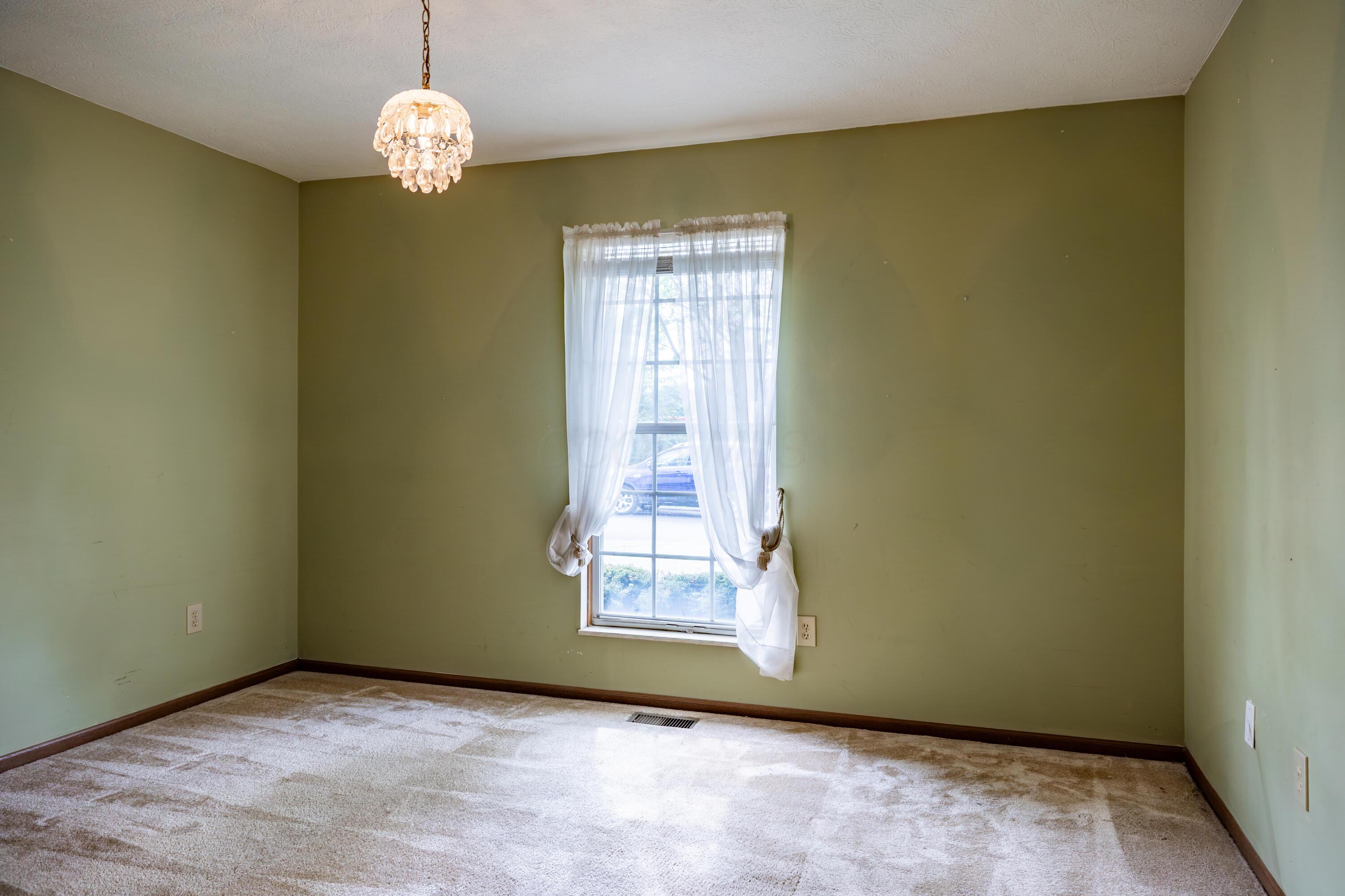 4792 Parkwick Drive Property Photo 18