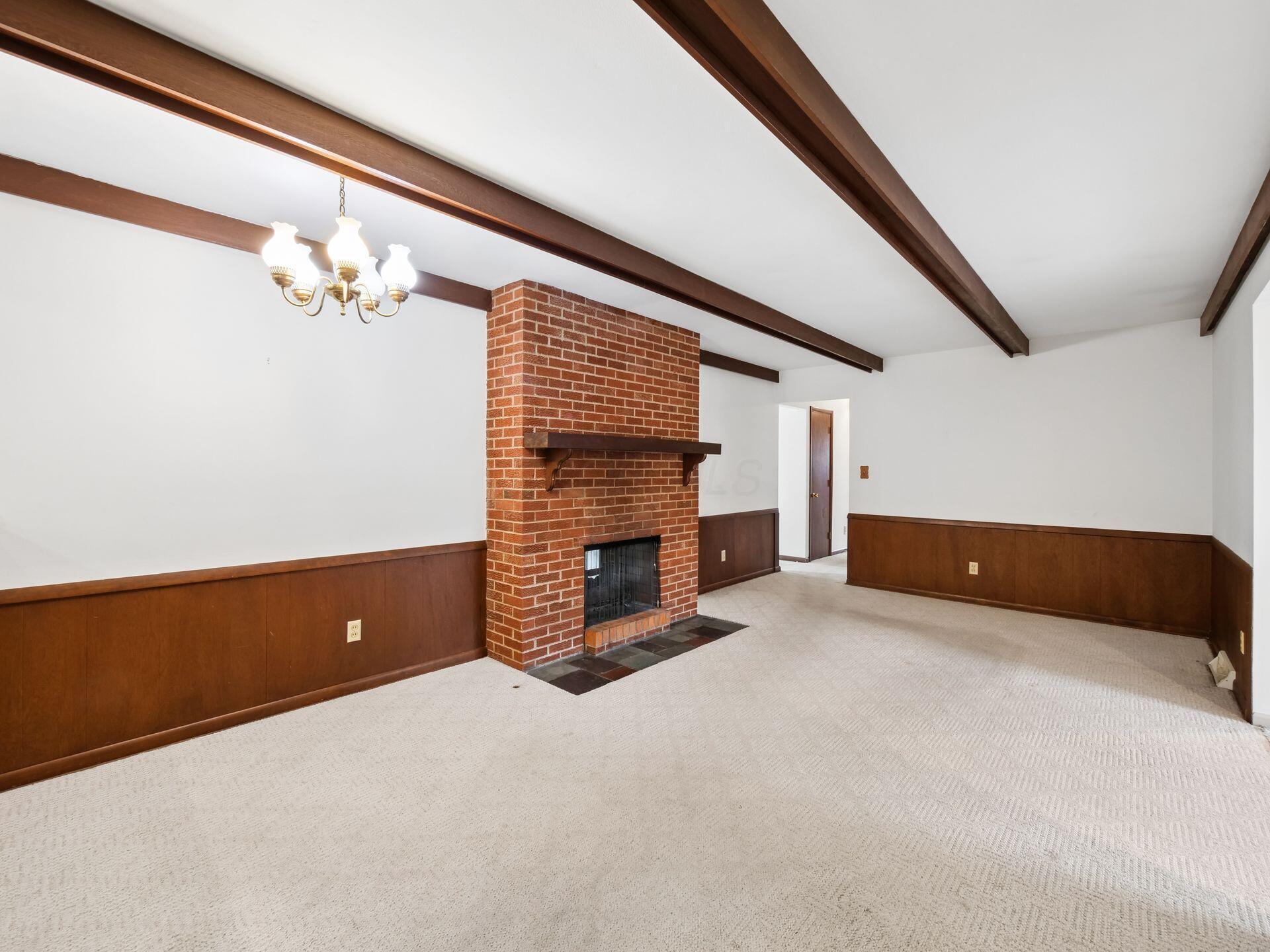 1069 Kennington Avenue Property Photo 10