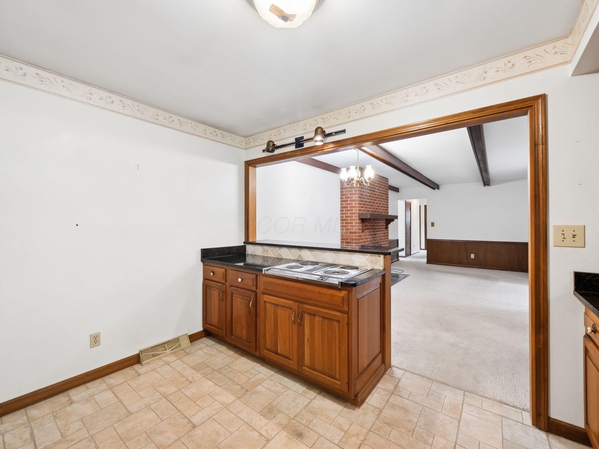 1069 Kennington Avenue Property Photo 17