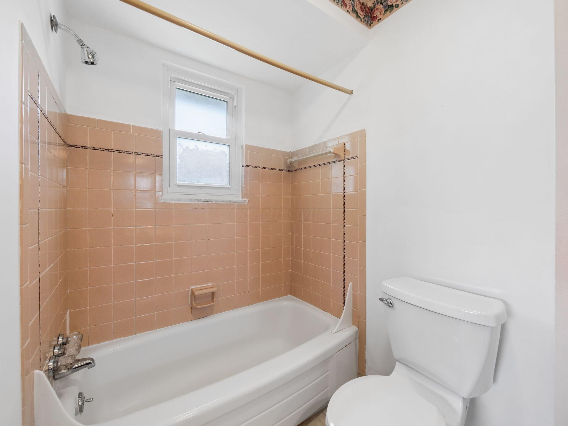1069 Kennington Avenue Property Photo 28