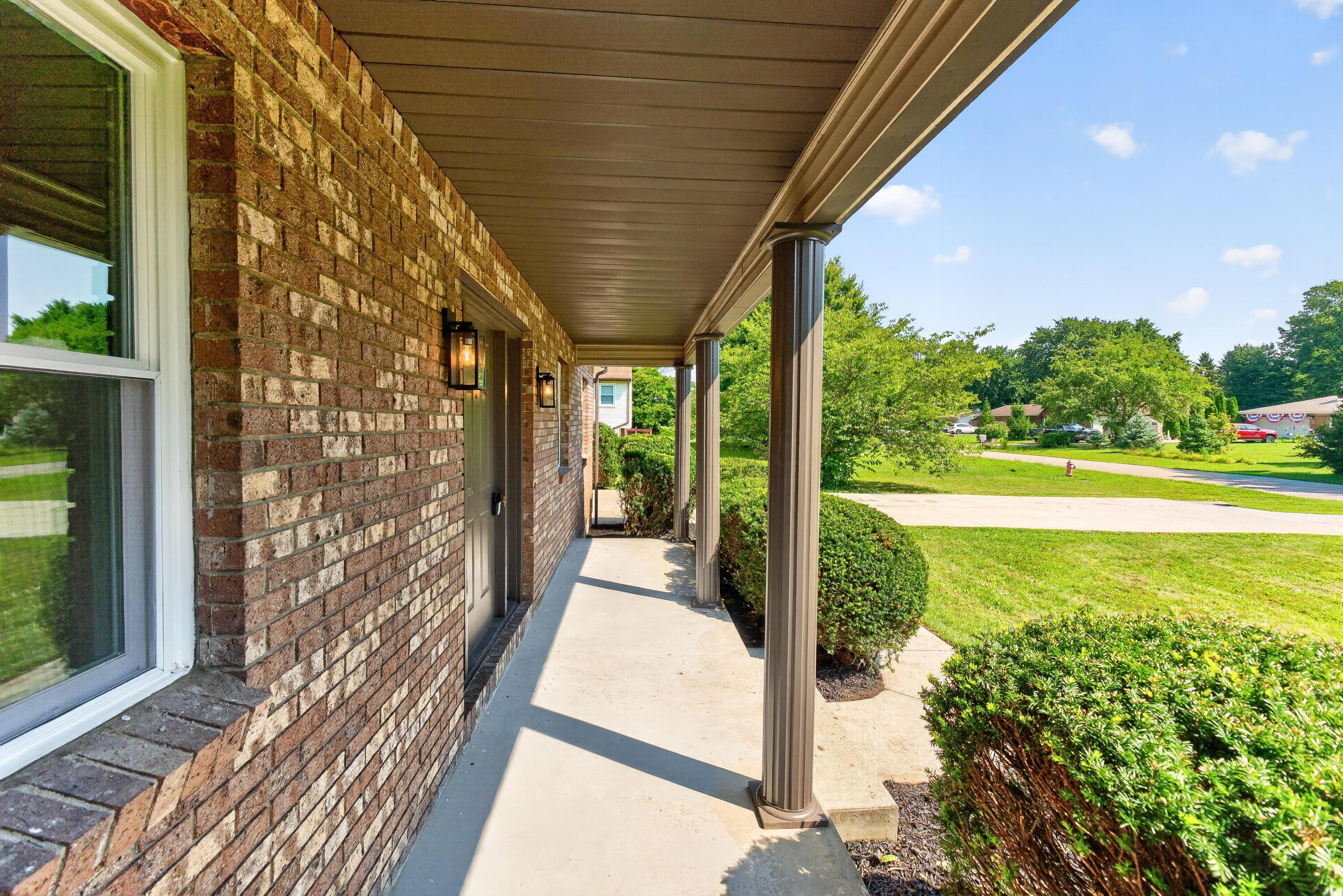 353 Florence Drive Property Photo 6