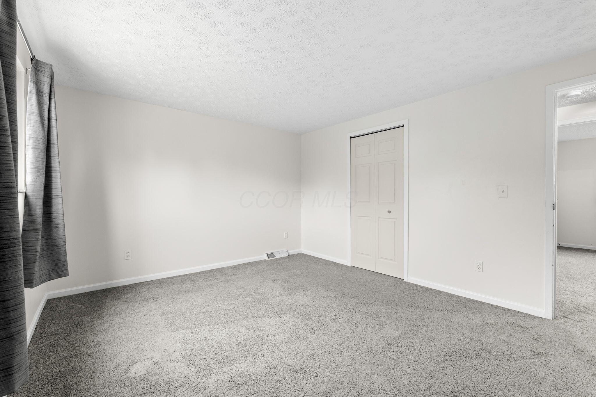 1301 Saffron Place Property Photo 14