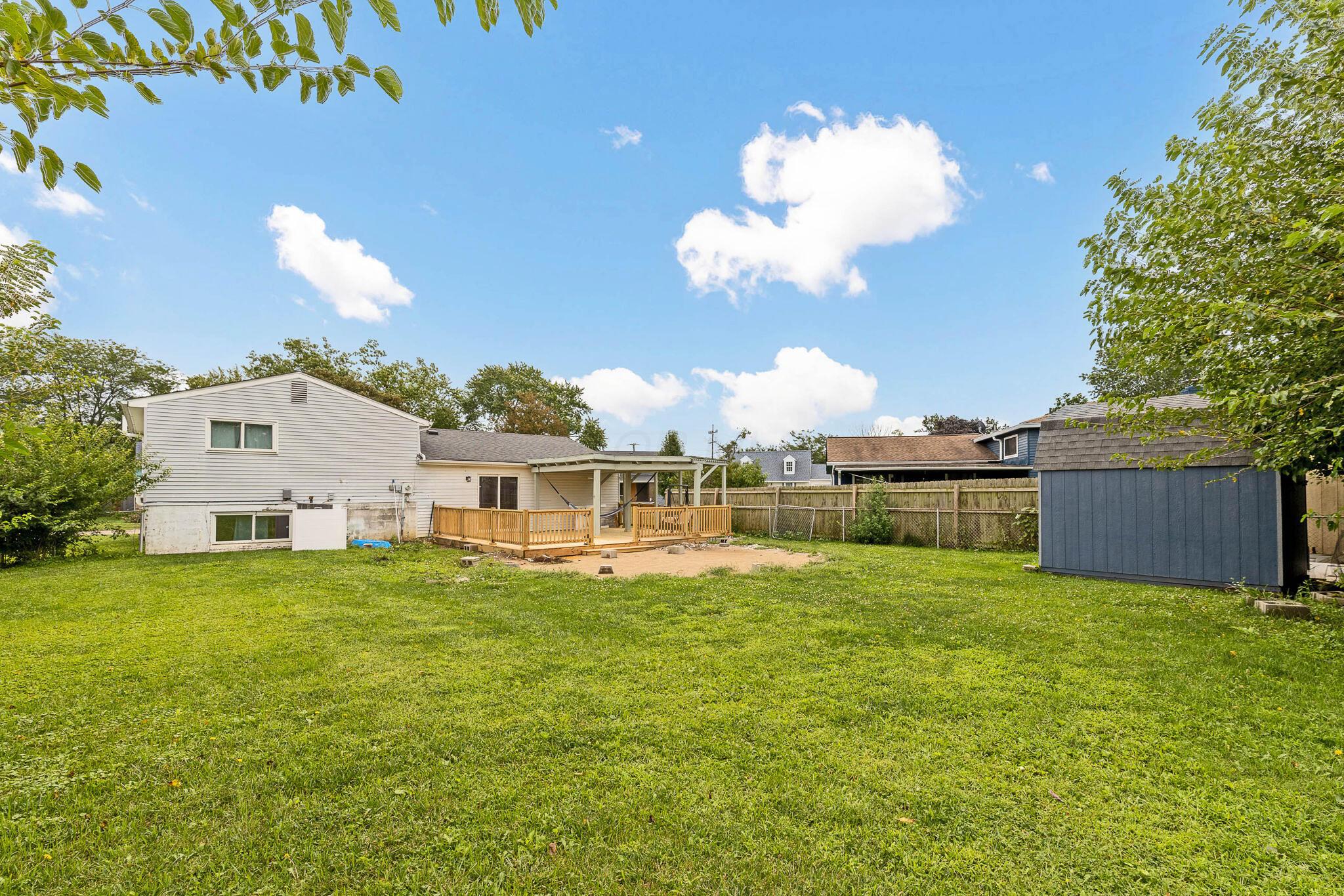 1301 Saffron Place Property Photo 24