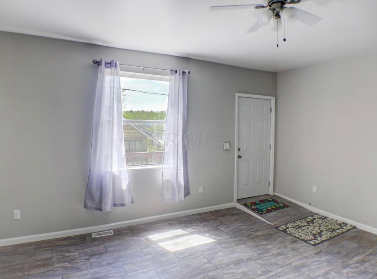 106 E Franklin Street Property Photo 1