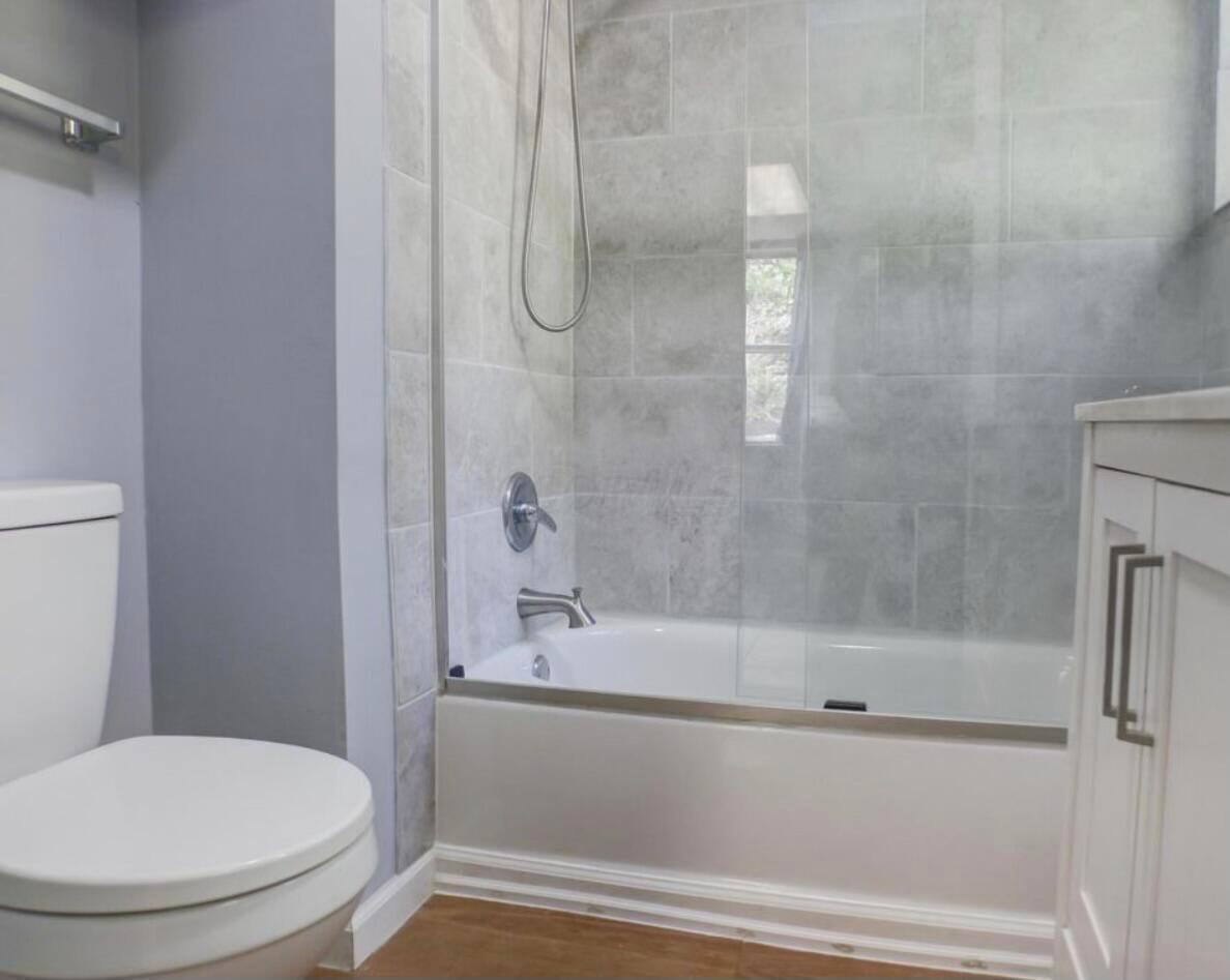 106 E Franklin Street Property Photo 10