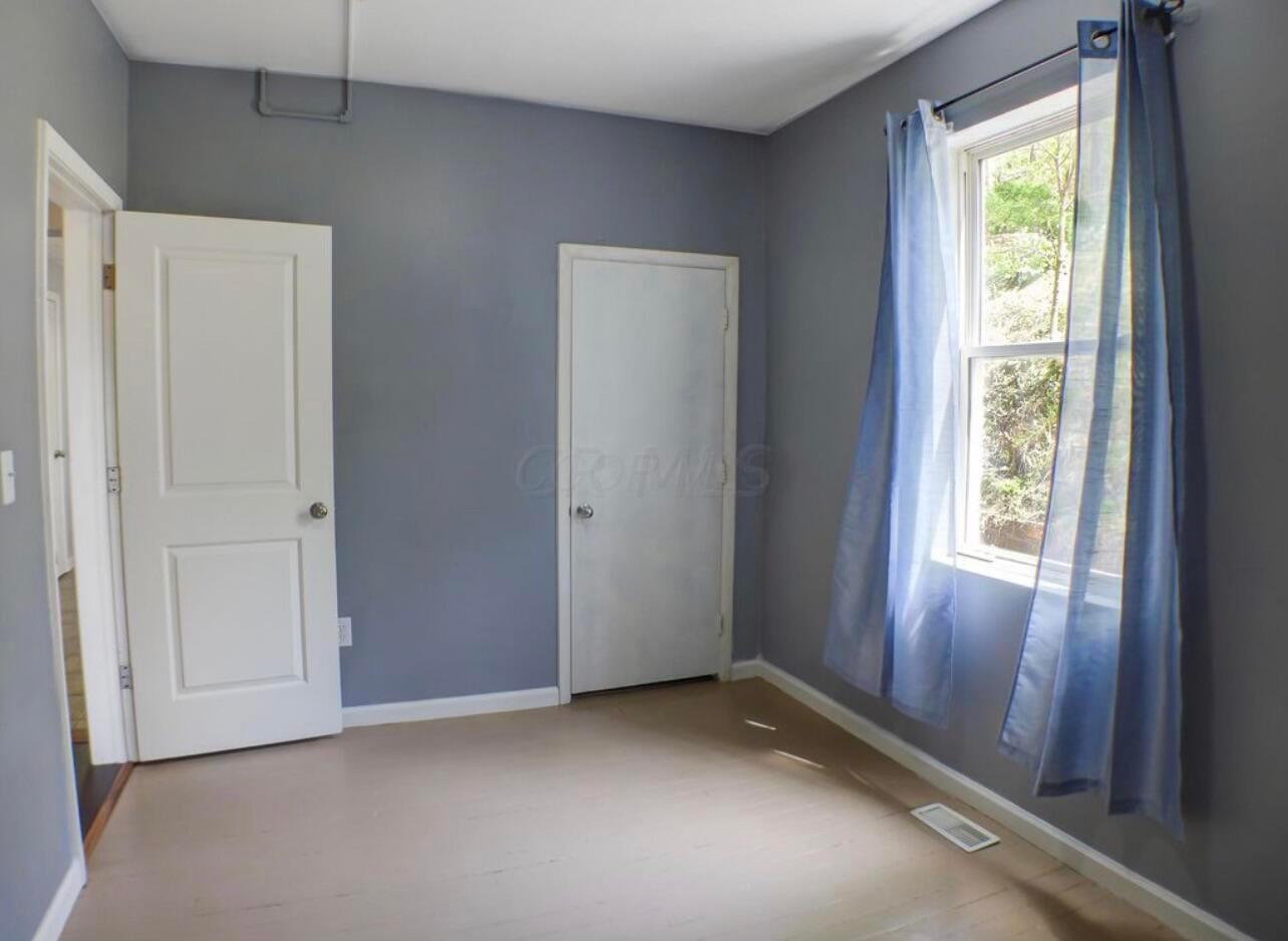 106 E Franklin Street Property Photo 14