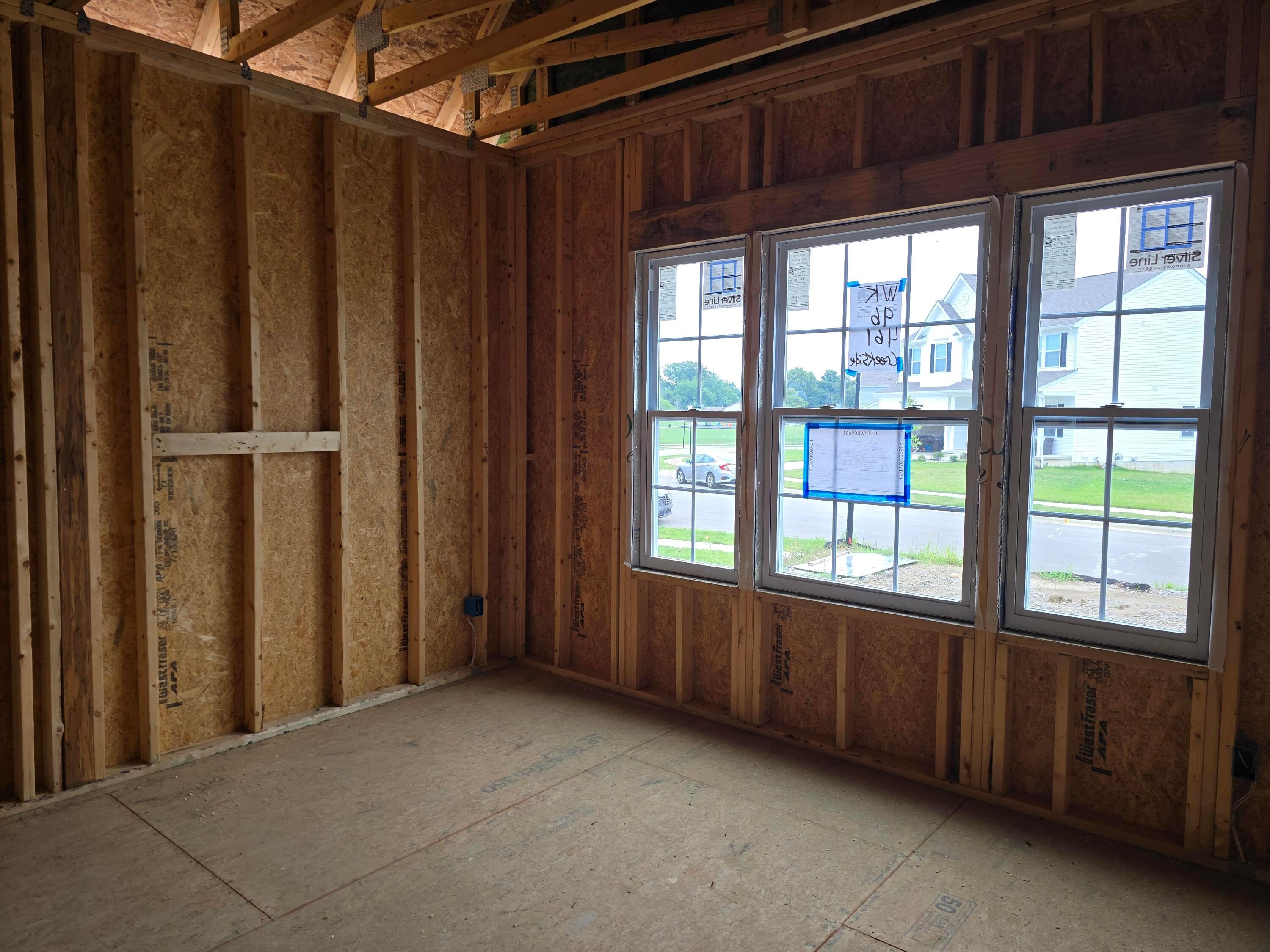 461 Creekside Drive Property Photo 7