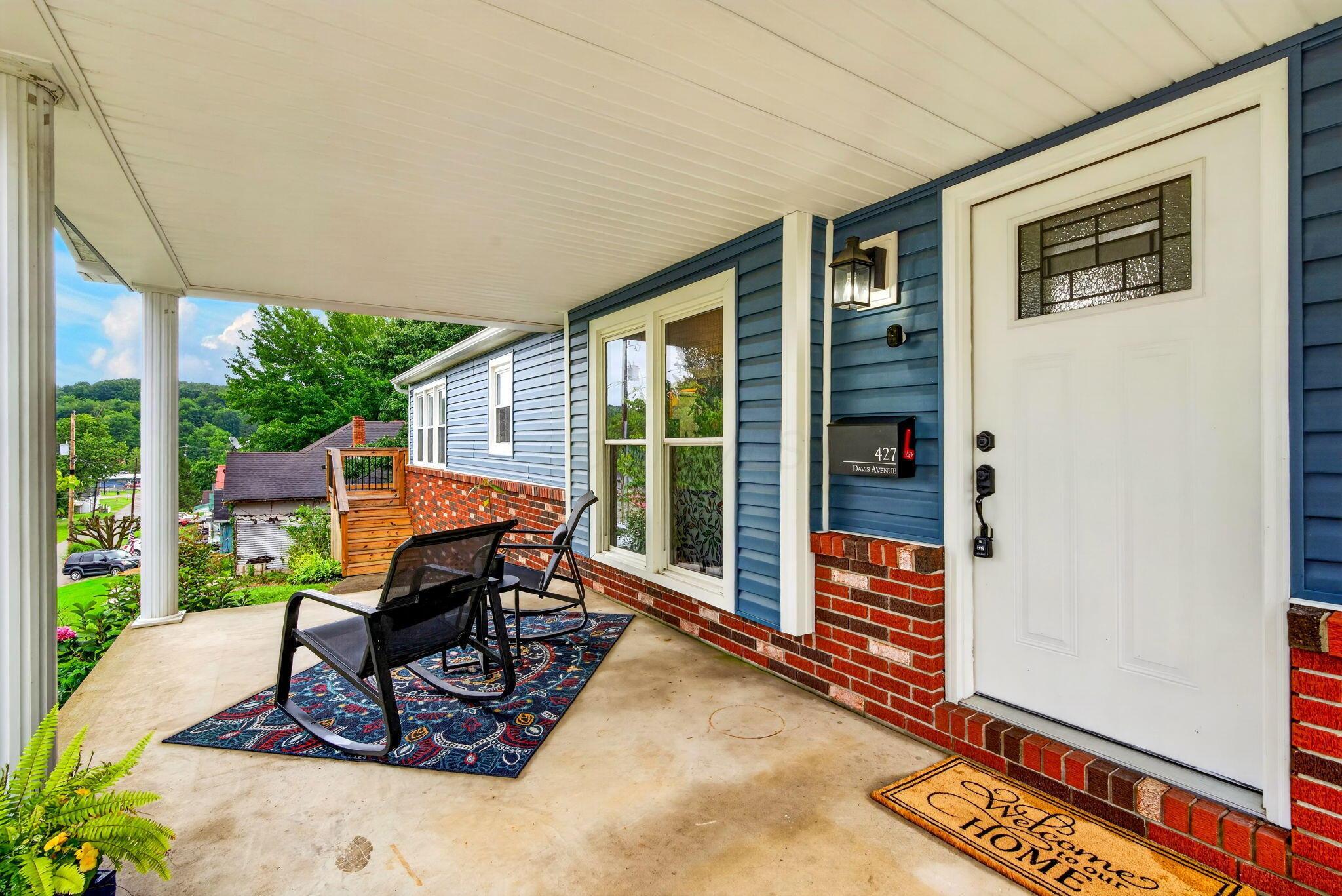 427 Davis Avenue Property Photo 15
