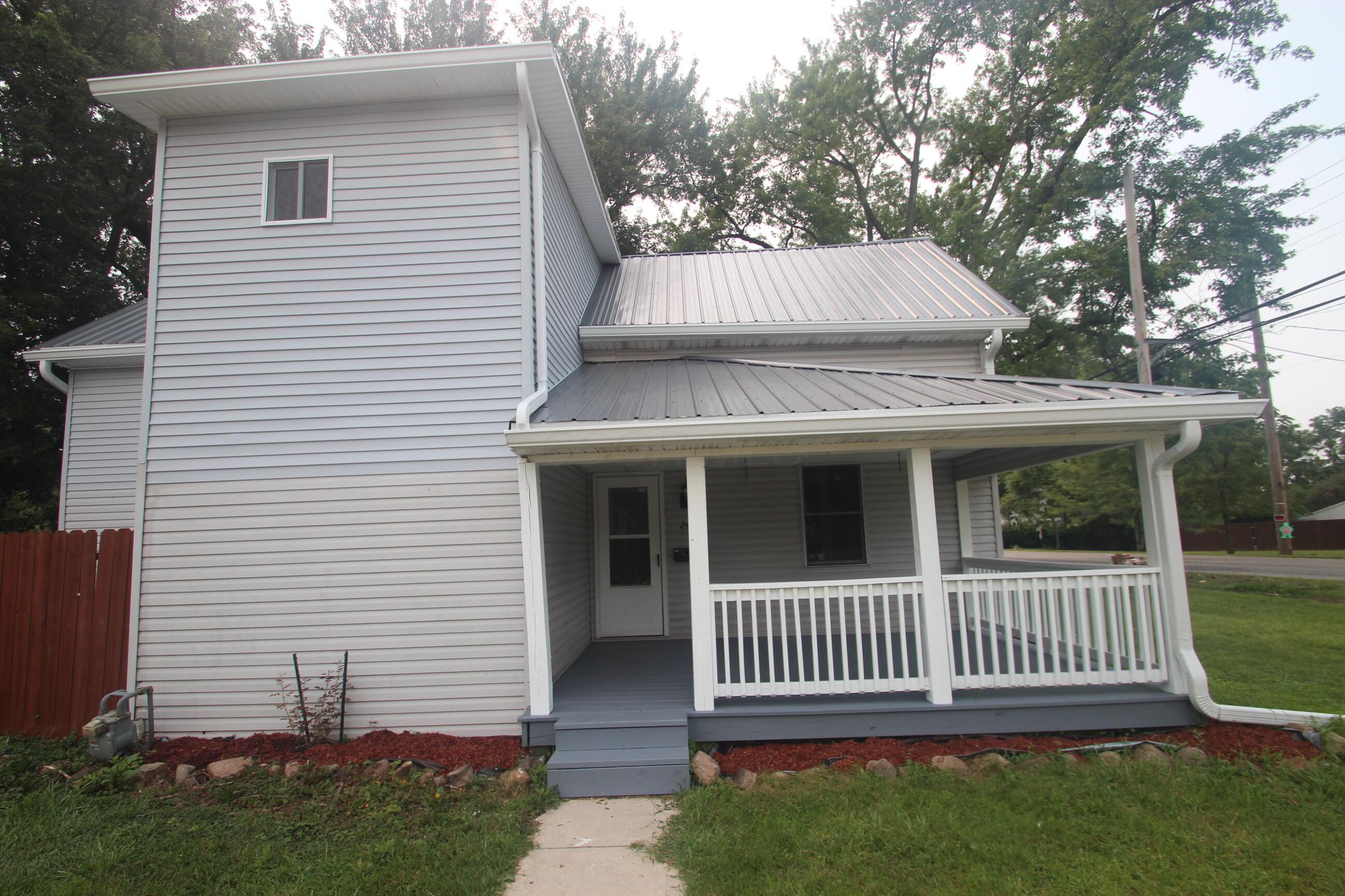 247 Clinton Street Property Photo 3