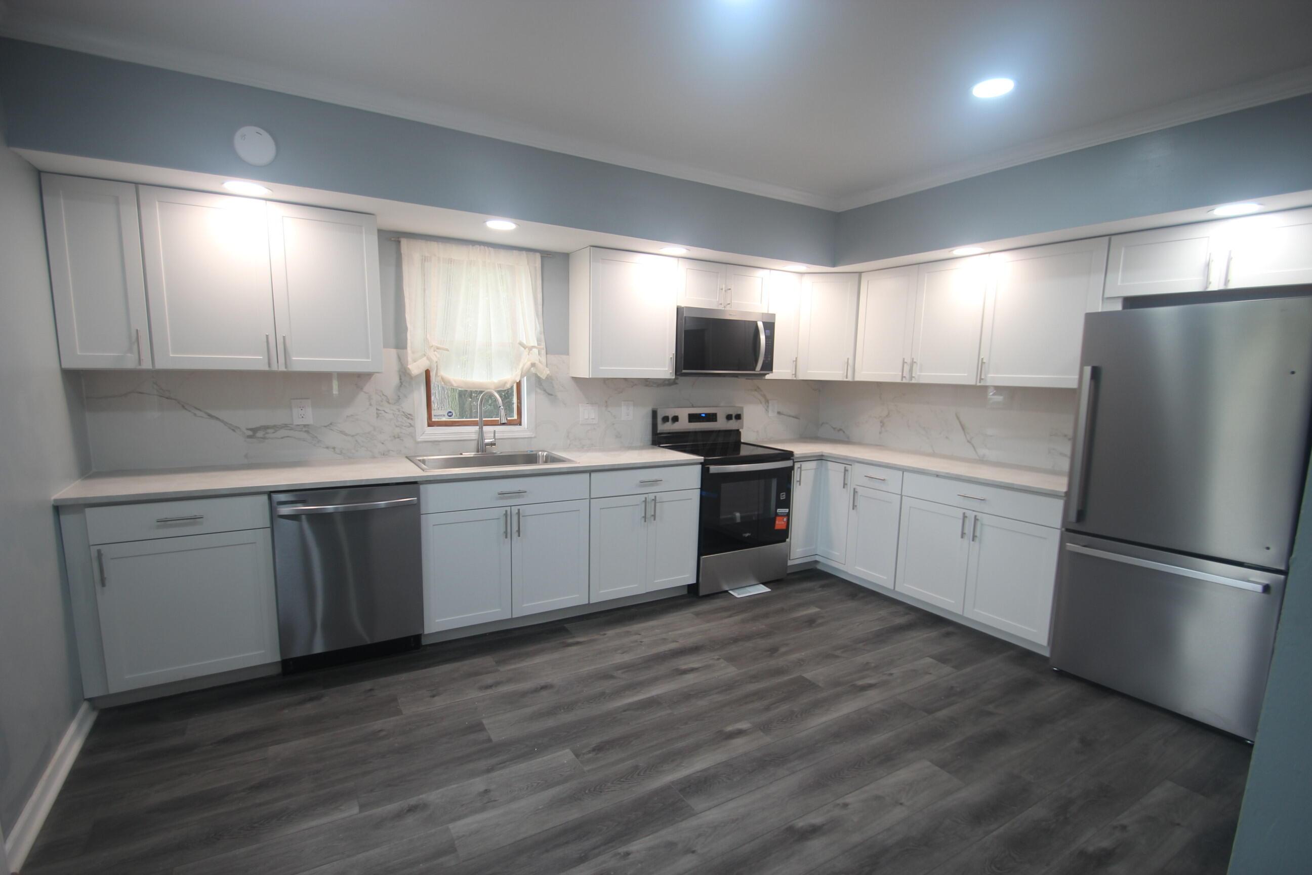 247 Clinton Street Property Photo 19