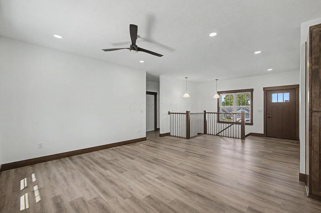 867 Fairway Drive Property Photo 6