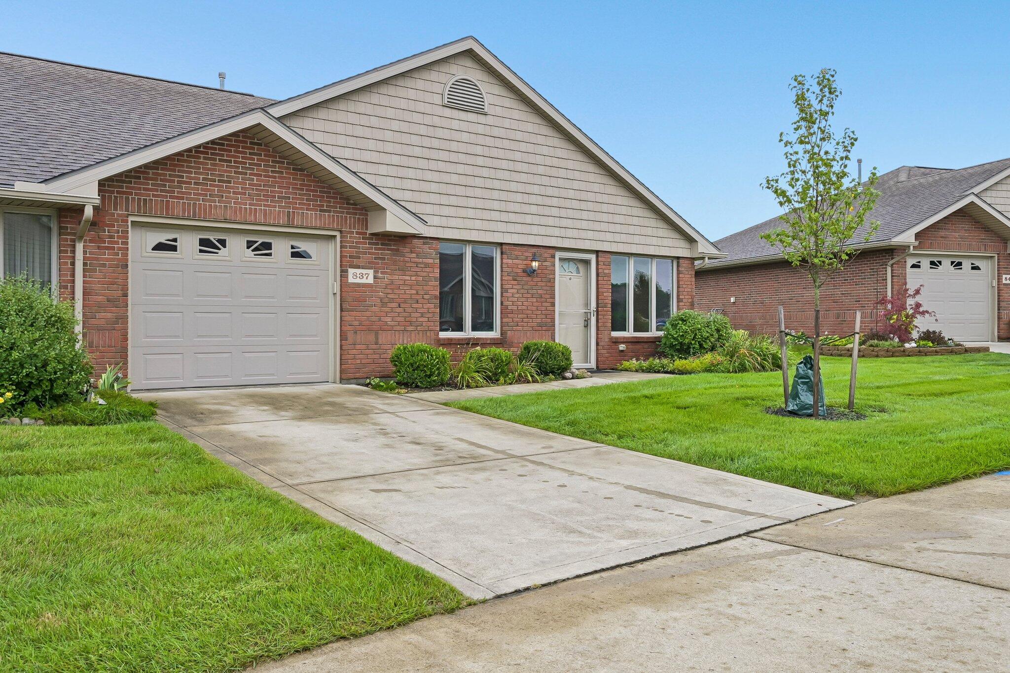837 Hickory Hill Drive Property Photo 1