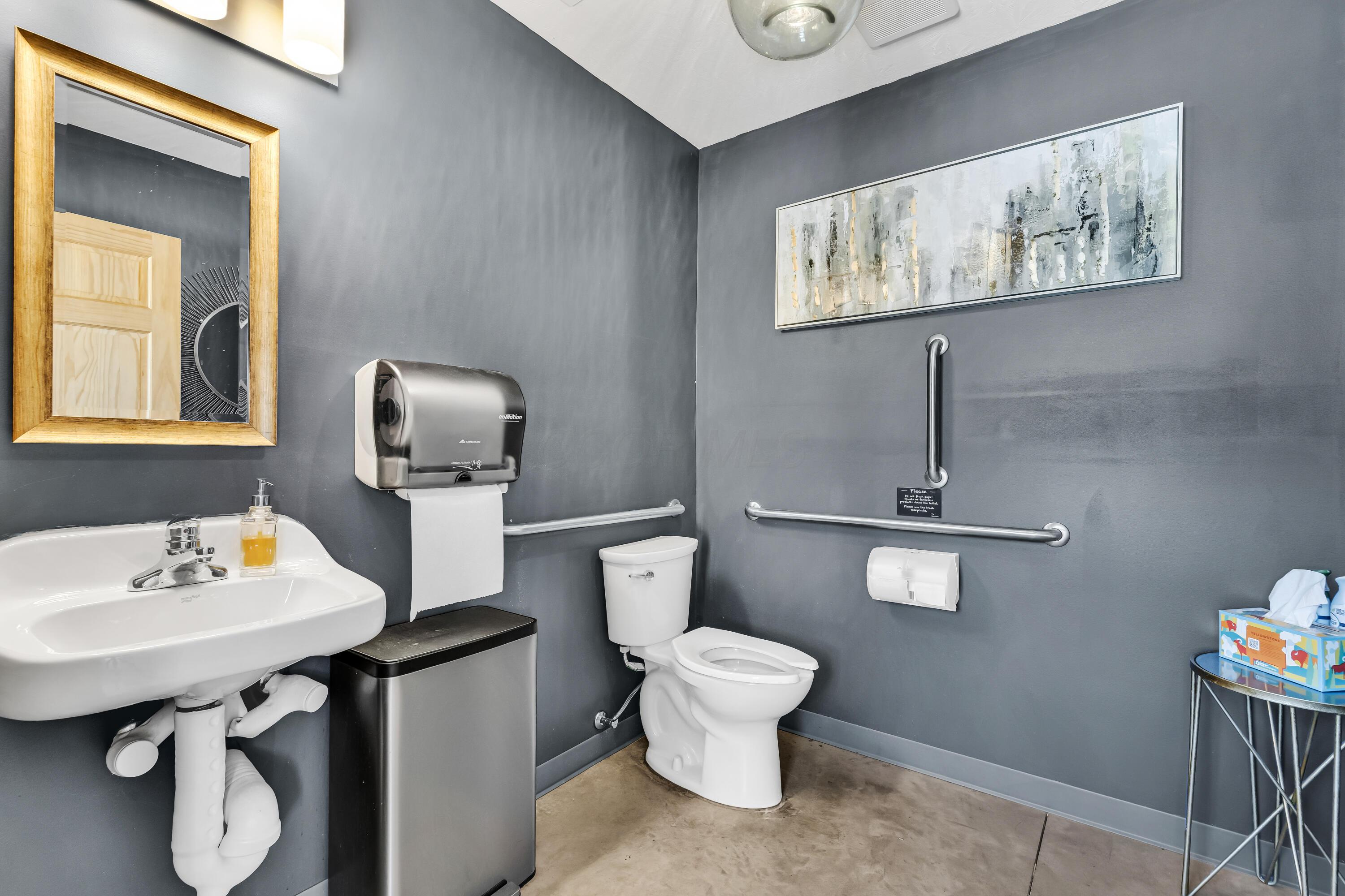 8 E 3rd Avenue Property Photo 64
