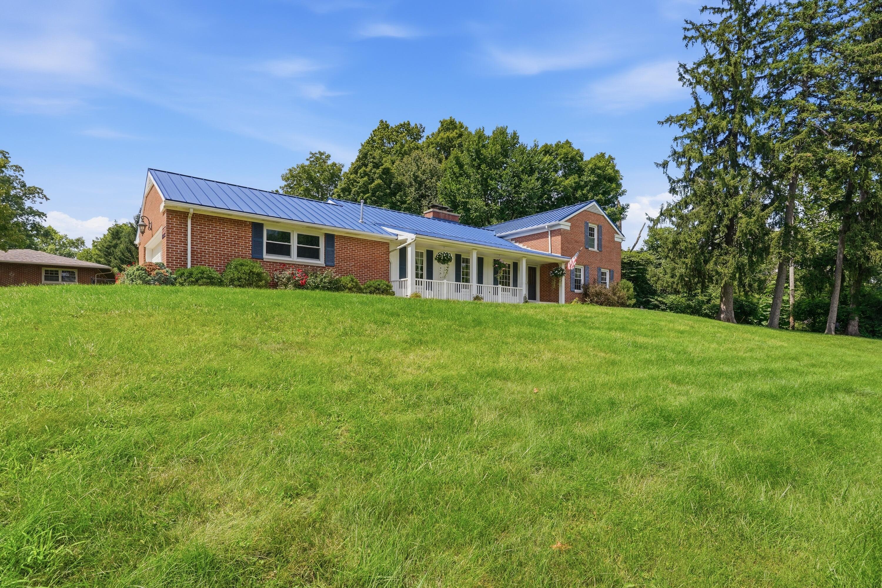 9 Meadow Lane Property Photo 17