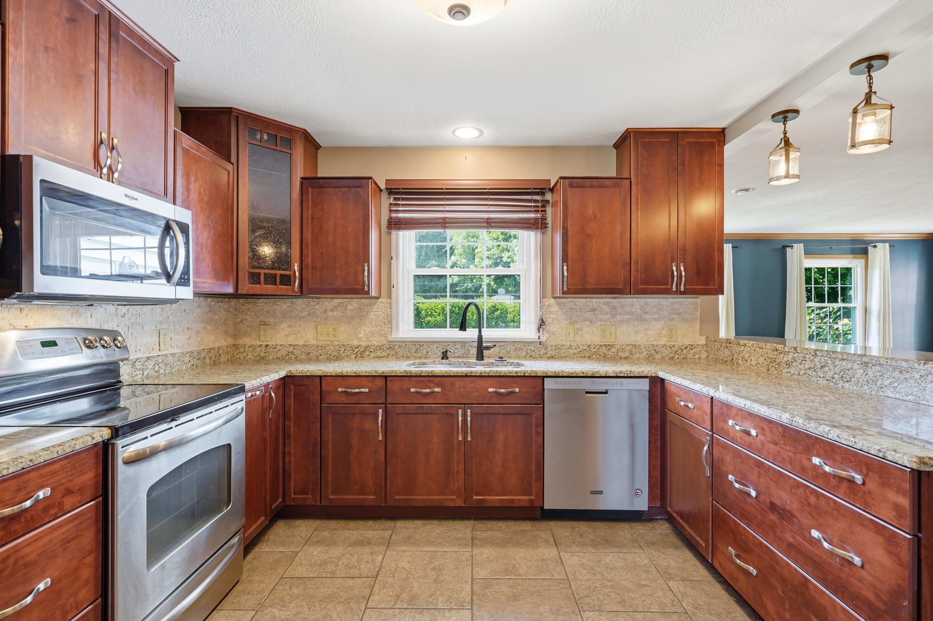 9 Meadow Lane Property Photo 31