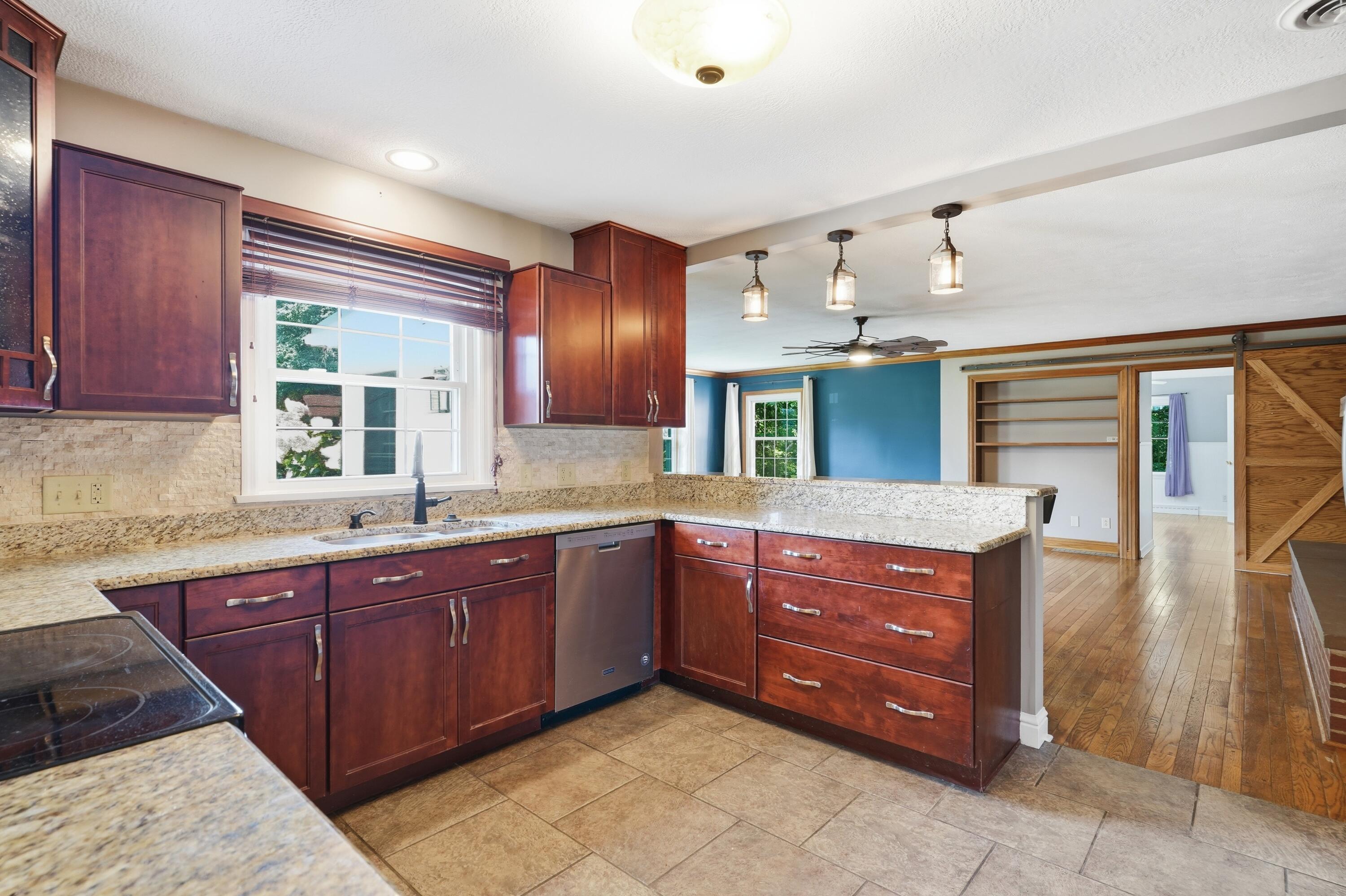 9 Meadow Lane Property Photo 32