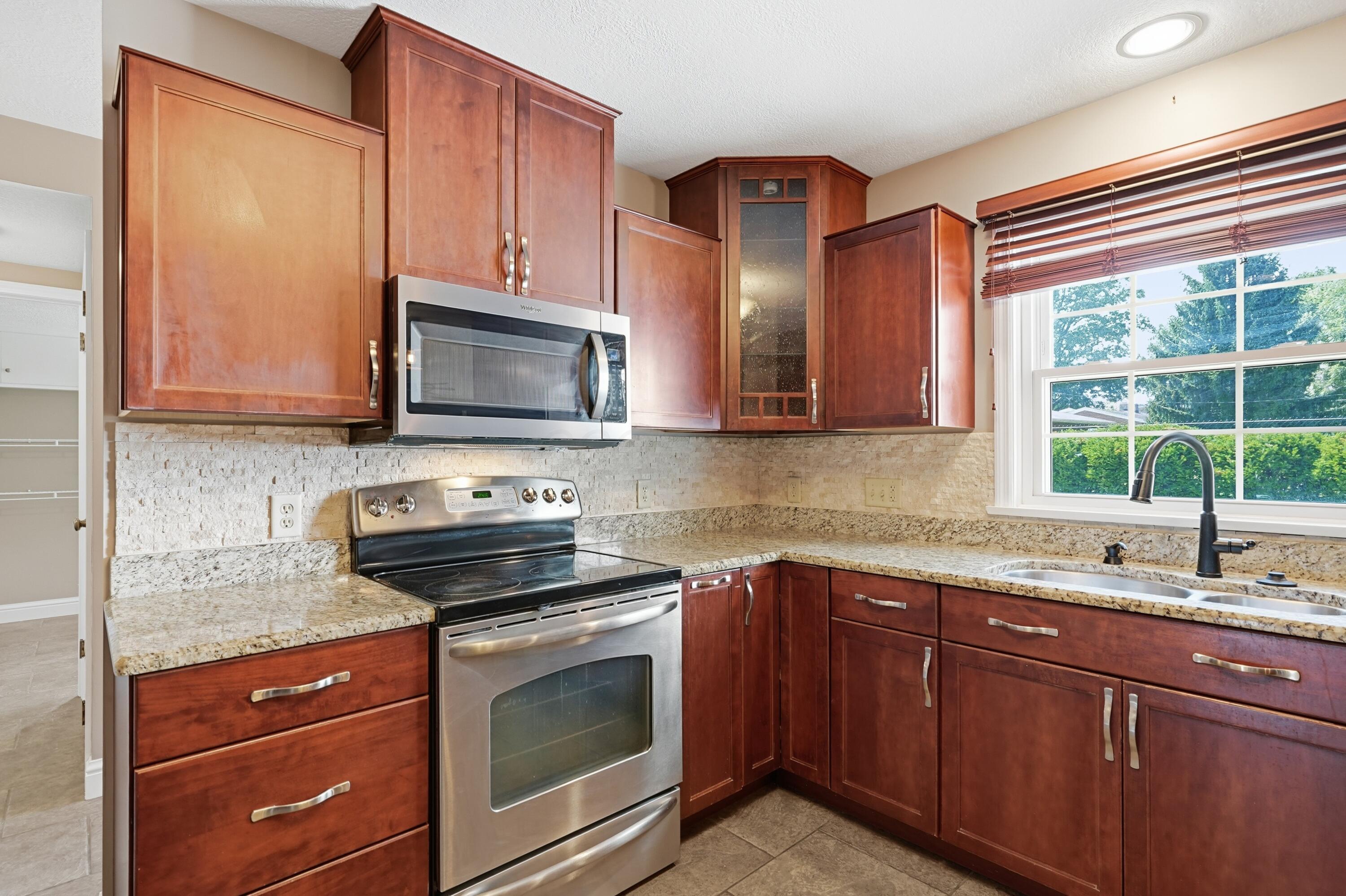9 Meadow Lane Property Photo 35