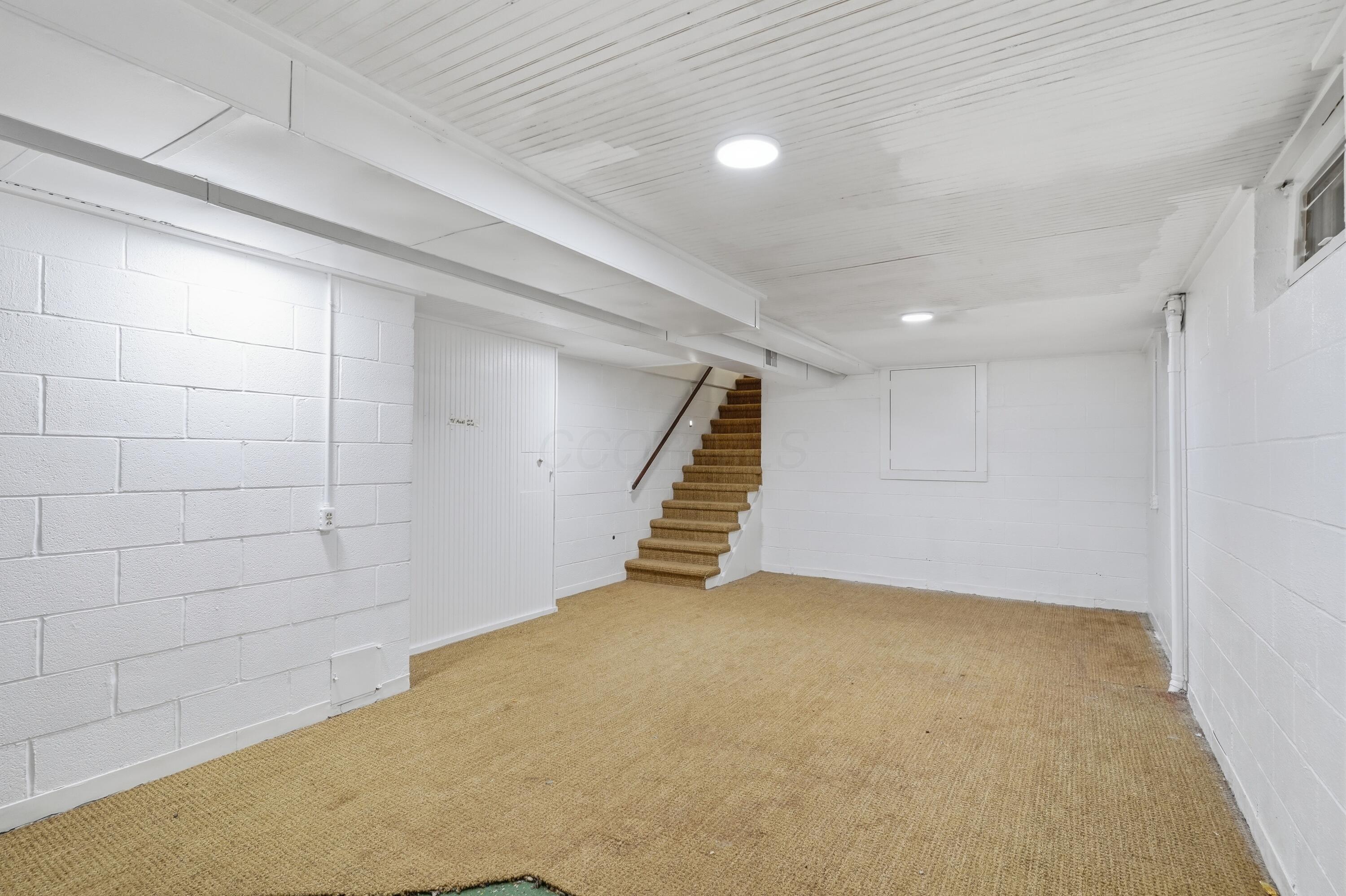9 Meadow Lane Property Photo 60