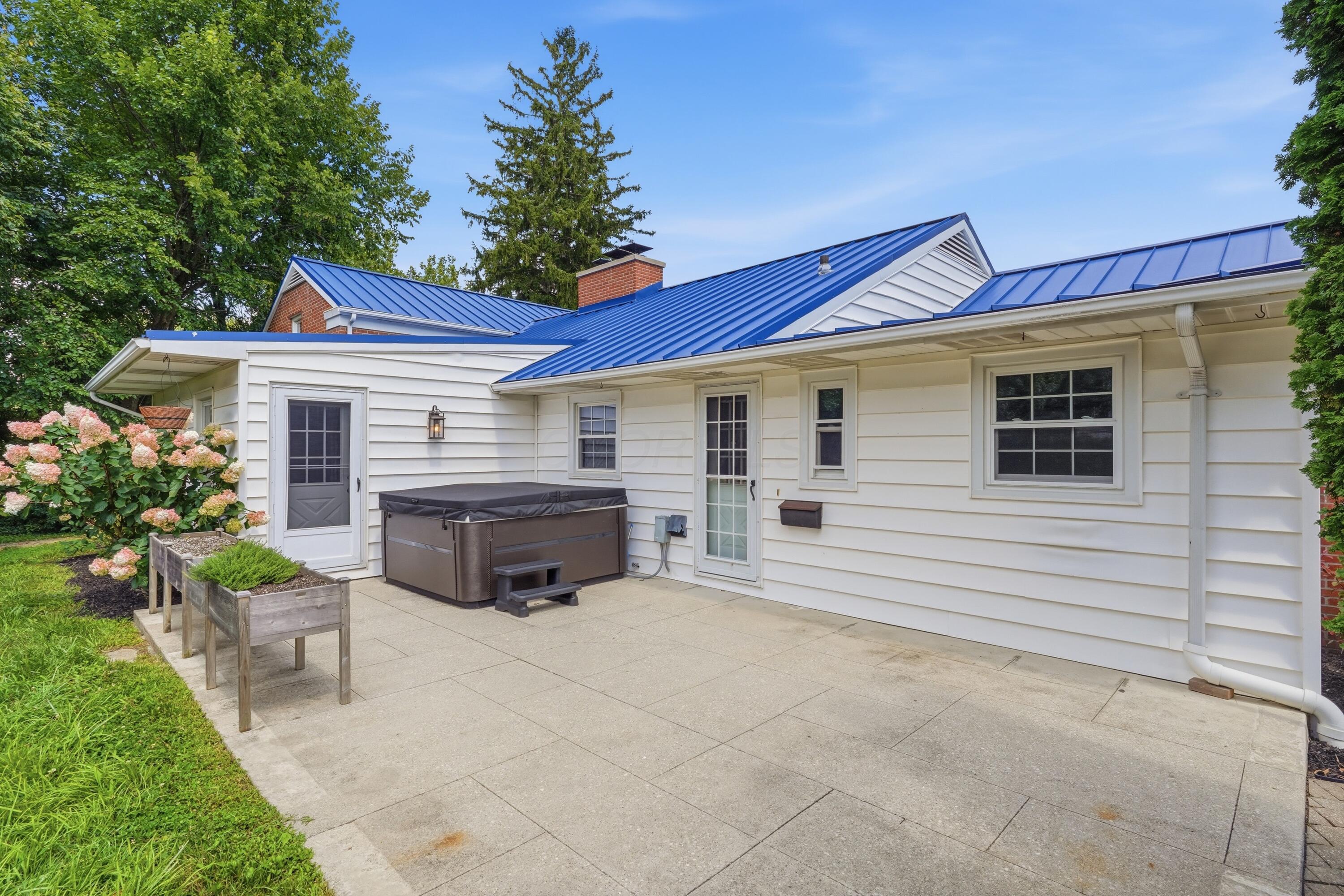 9 Meadow Lane Property Photo 64