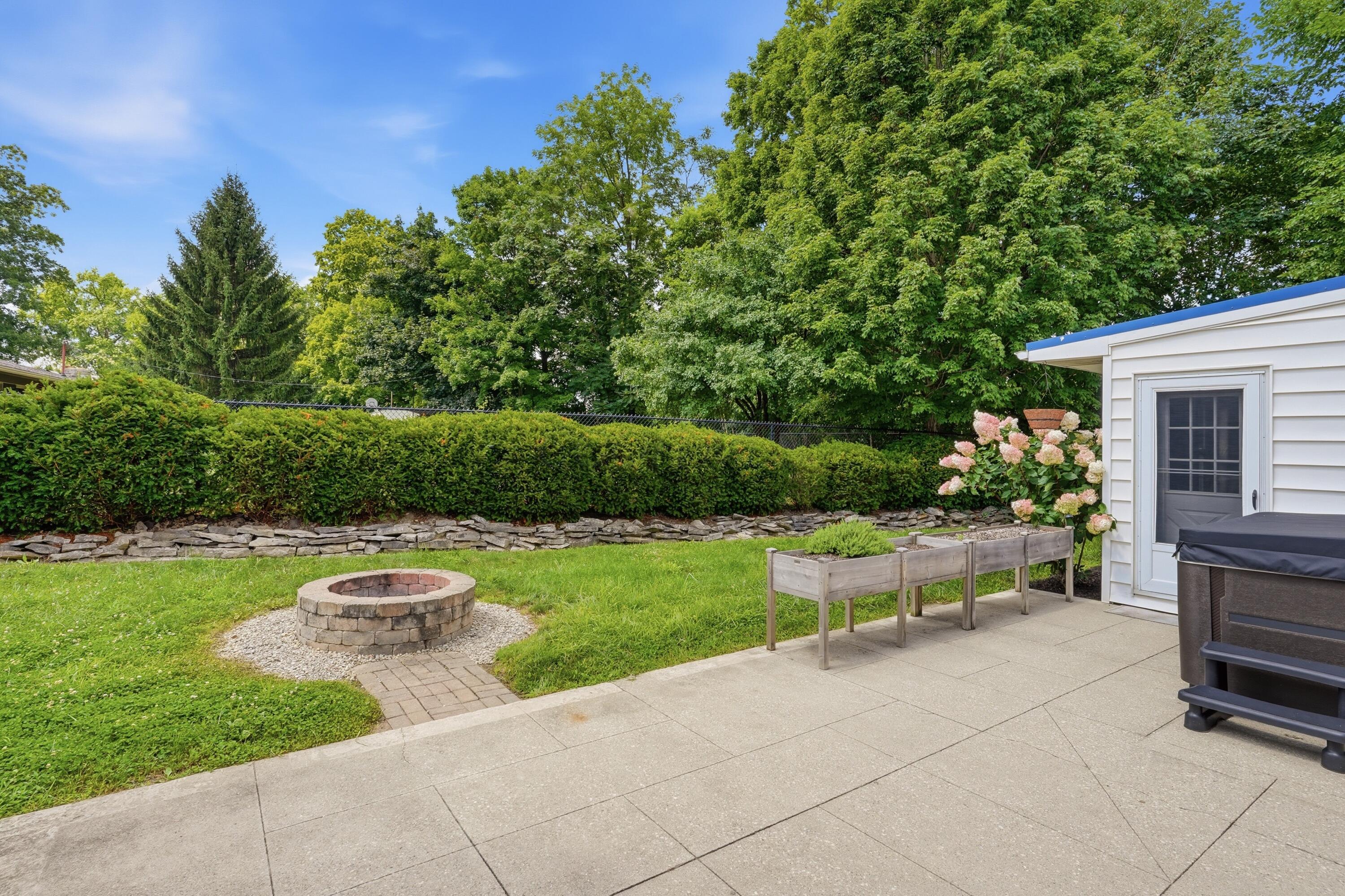 9 Meadow Lane Property Photo 65
