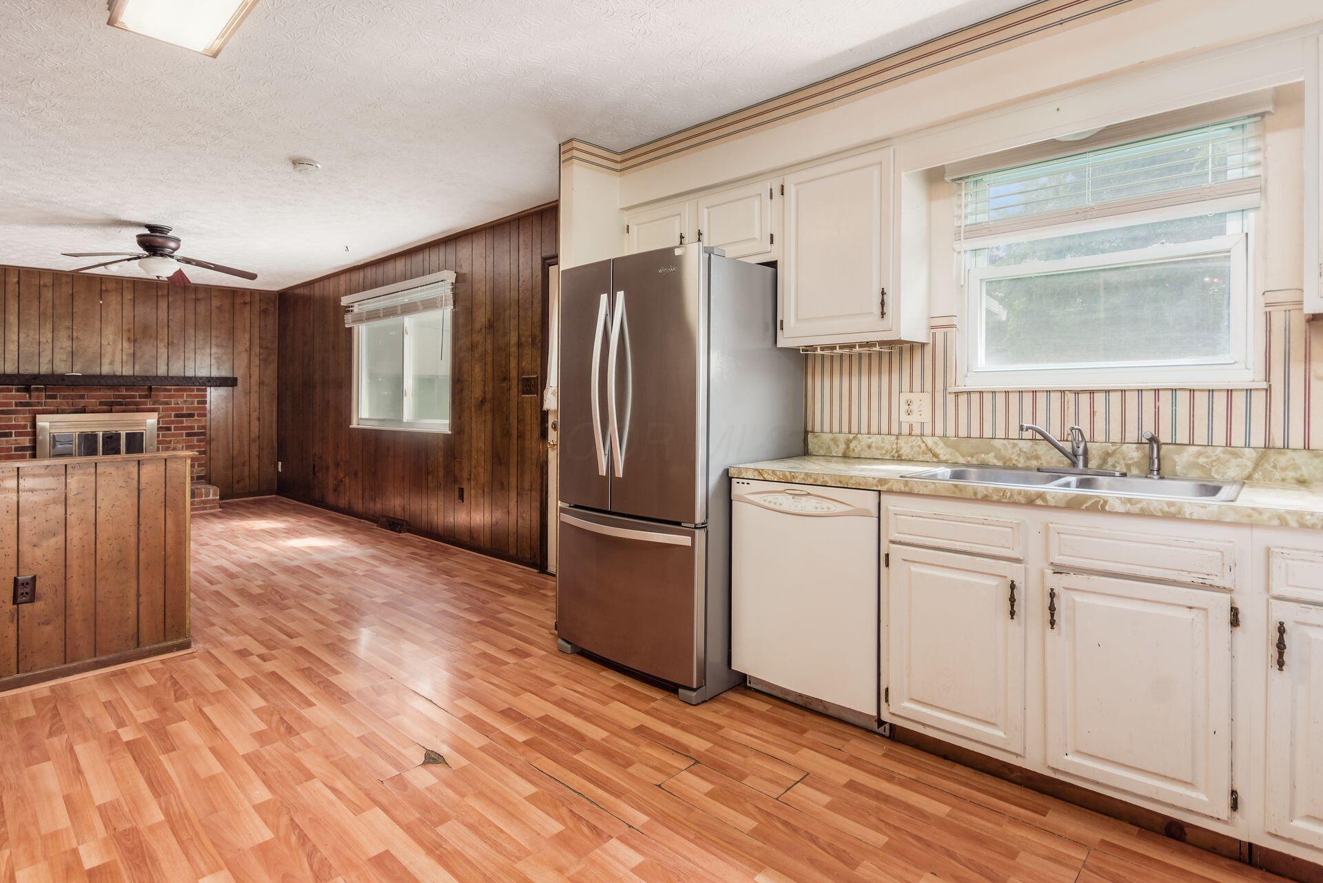 646 Darlene Place Property Photo 11