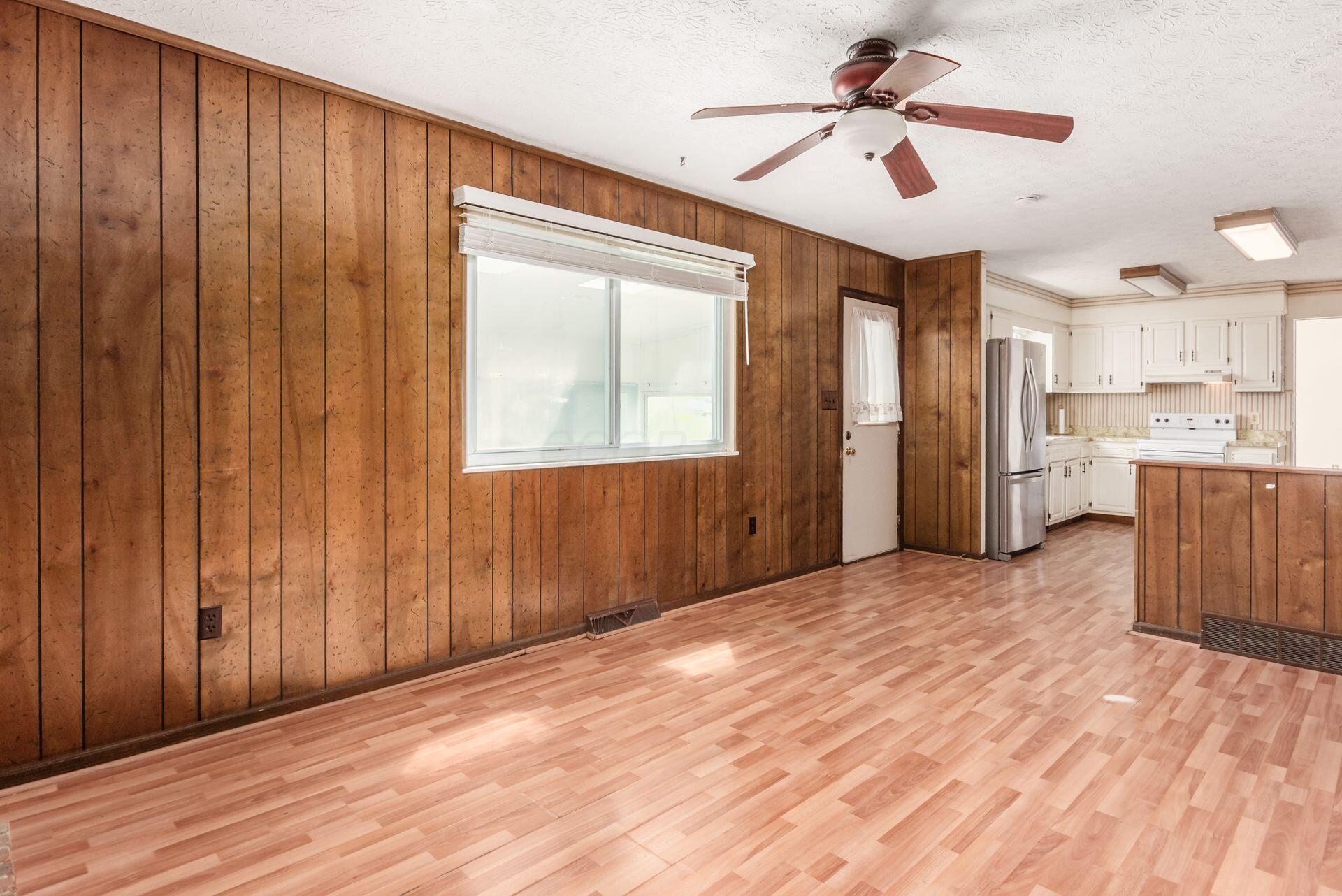 646 Darlene Place Property Photo 17