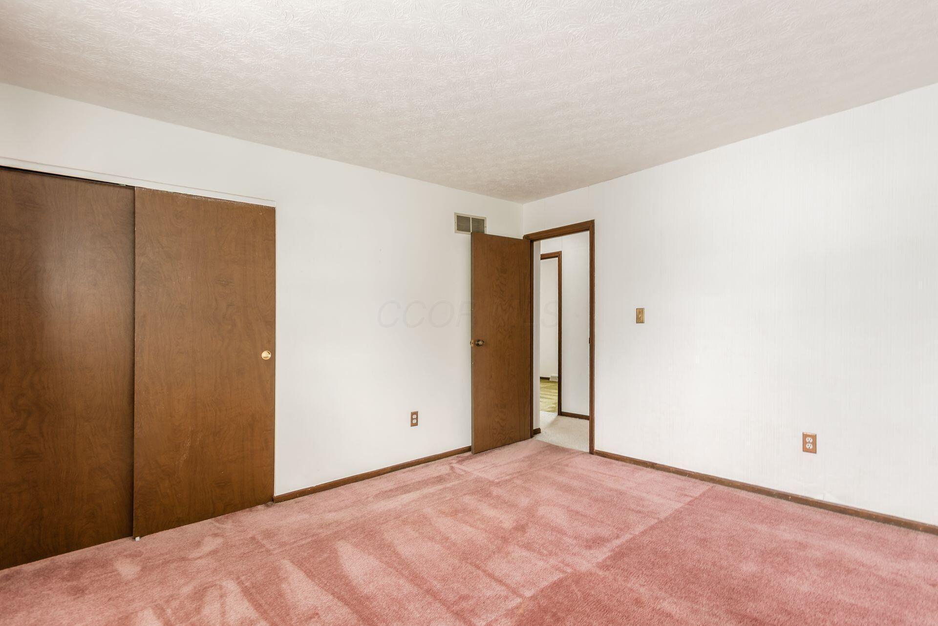 646 Darlene Place Property Photo 27